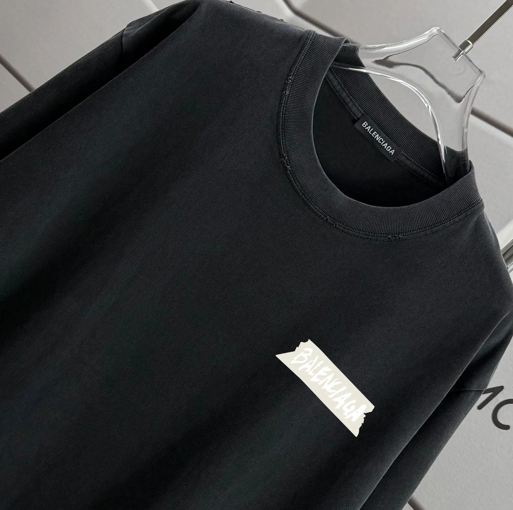 Distressed Logo-Print Cotton T-Shirt D14015599 — view 3