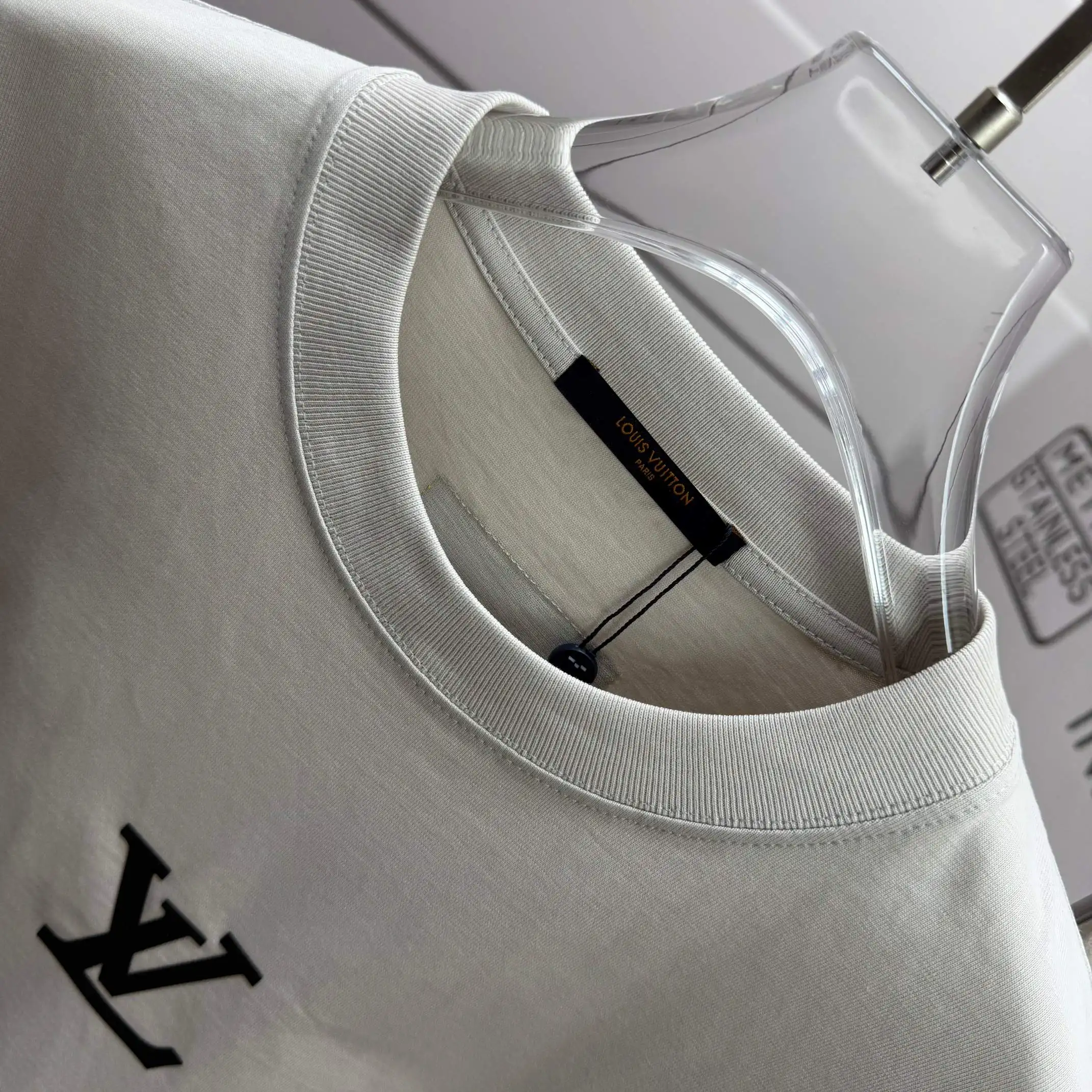 LV Logo Silicone Print Cotton T-Shirt D14015538 — view 3
