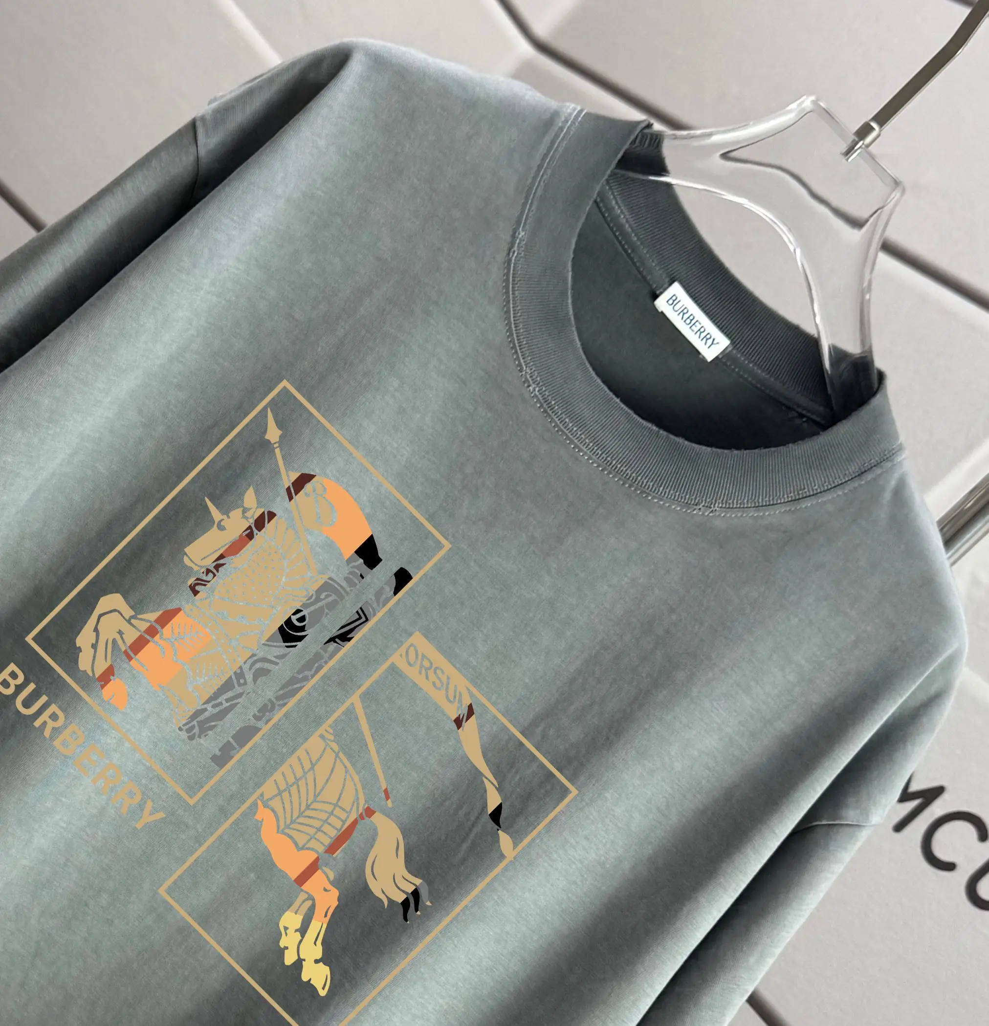 Equestrian Knight Graphic Cotton T-Shirt D14012555 — view 3