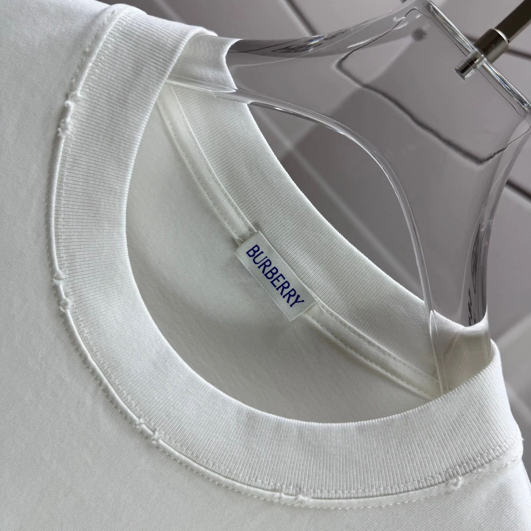 Logo Graphic Distressed Cotton T-Shirt D14012549 — view 5