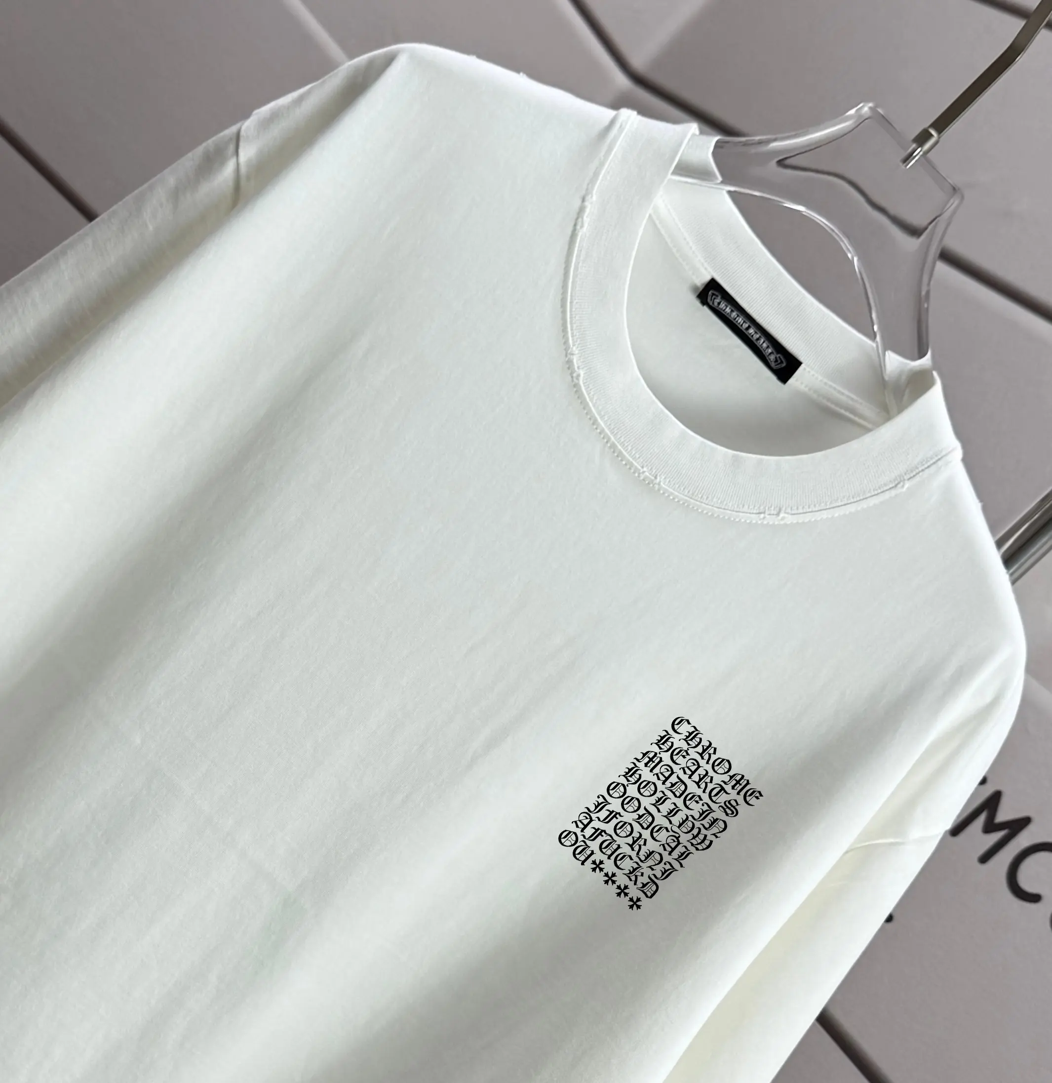 Distressed Multi-Logo Graphic T-Shirt D14015608 — view 3