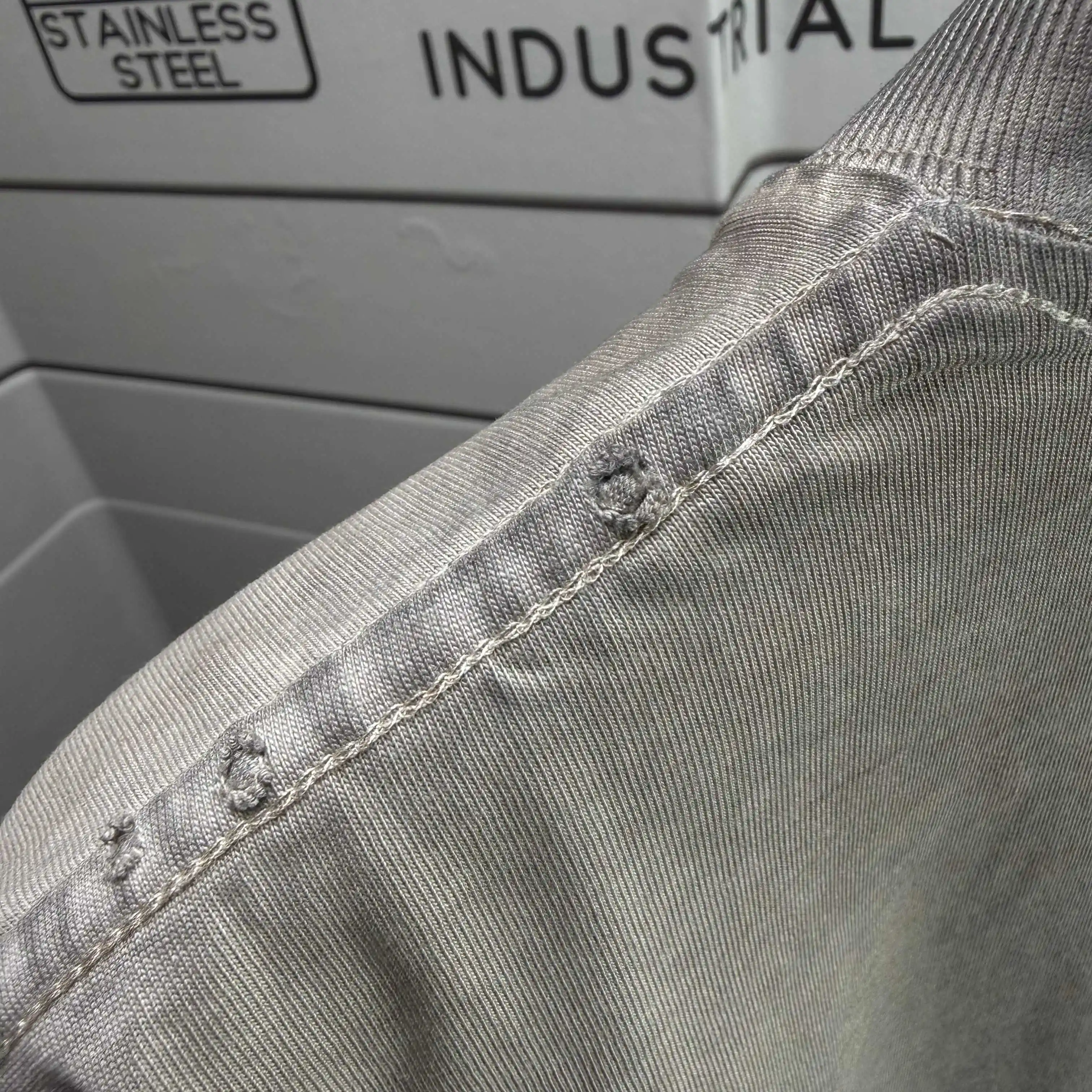 Washed Distressed Graphic T-Shirt D14015606 — view 7