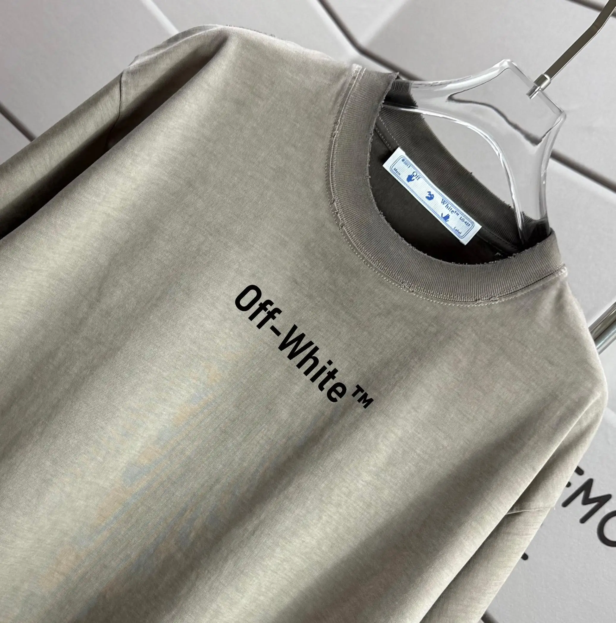 Distressed Graphic Print Cotton T-Shirt D14015634 — view 3