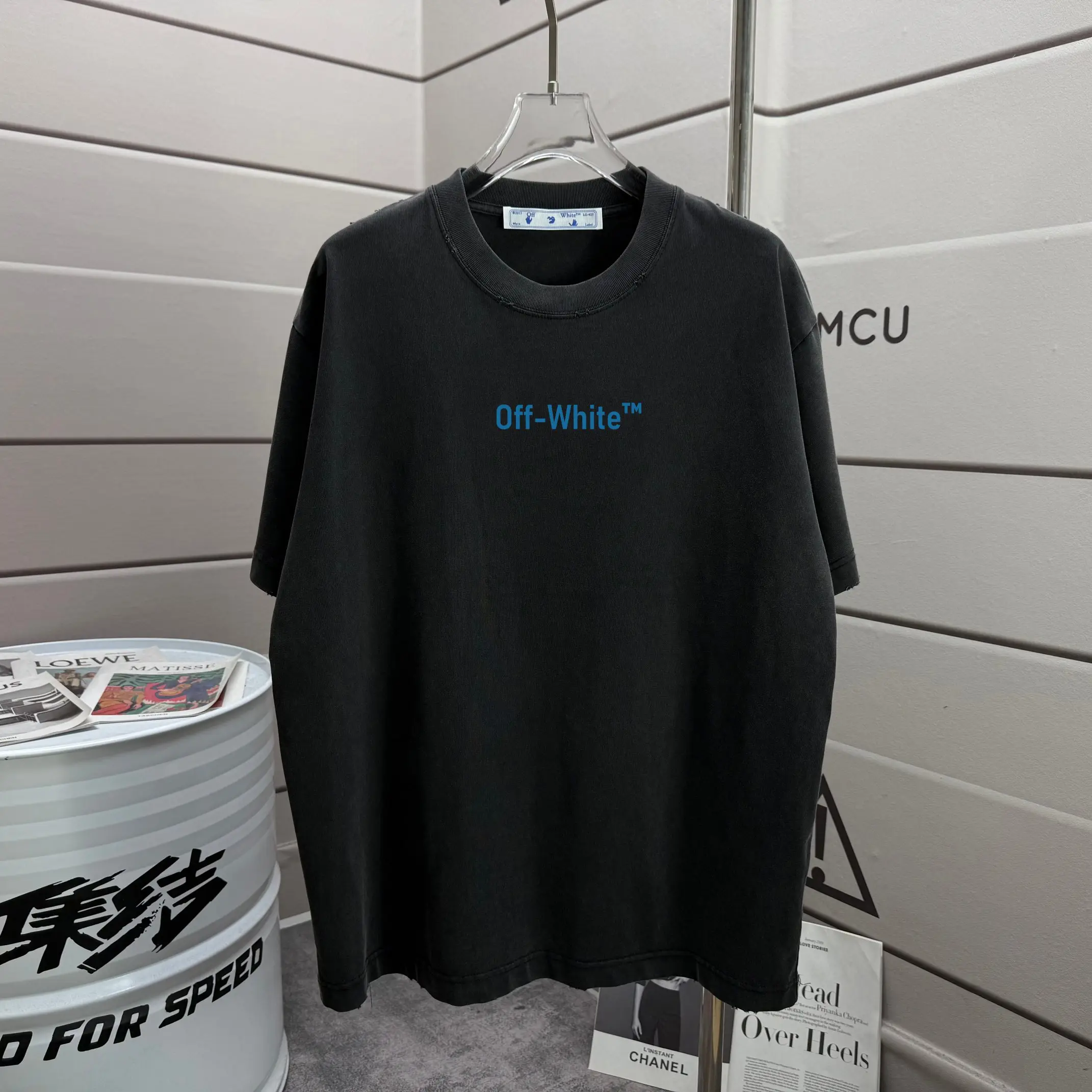 Arrows Logo Distressed Washed Cotton T-Shirt D14015627 — view 2