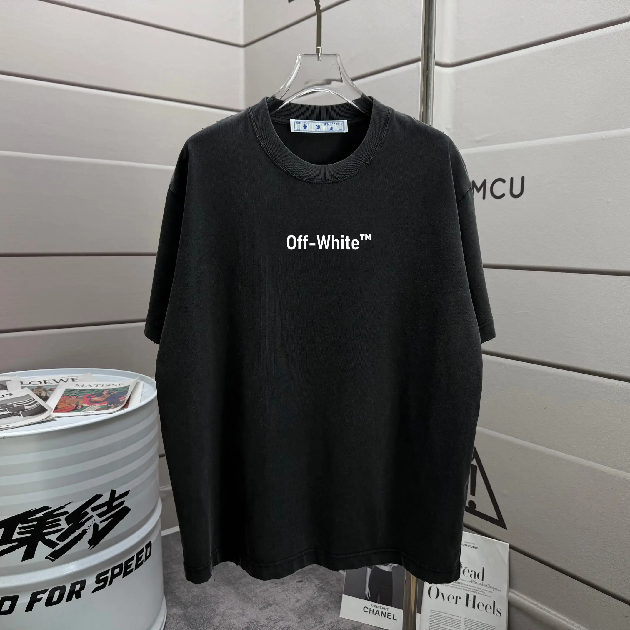 Distressed Washed Cotton Graphic T-Shirt D14015631 — view 2