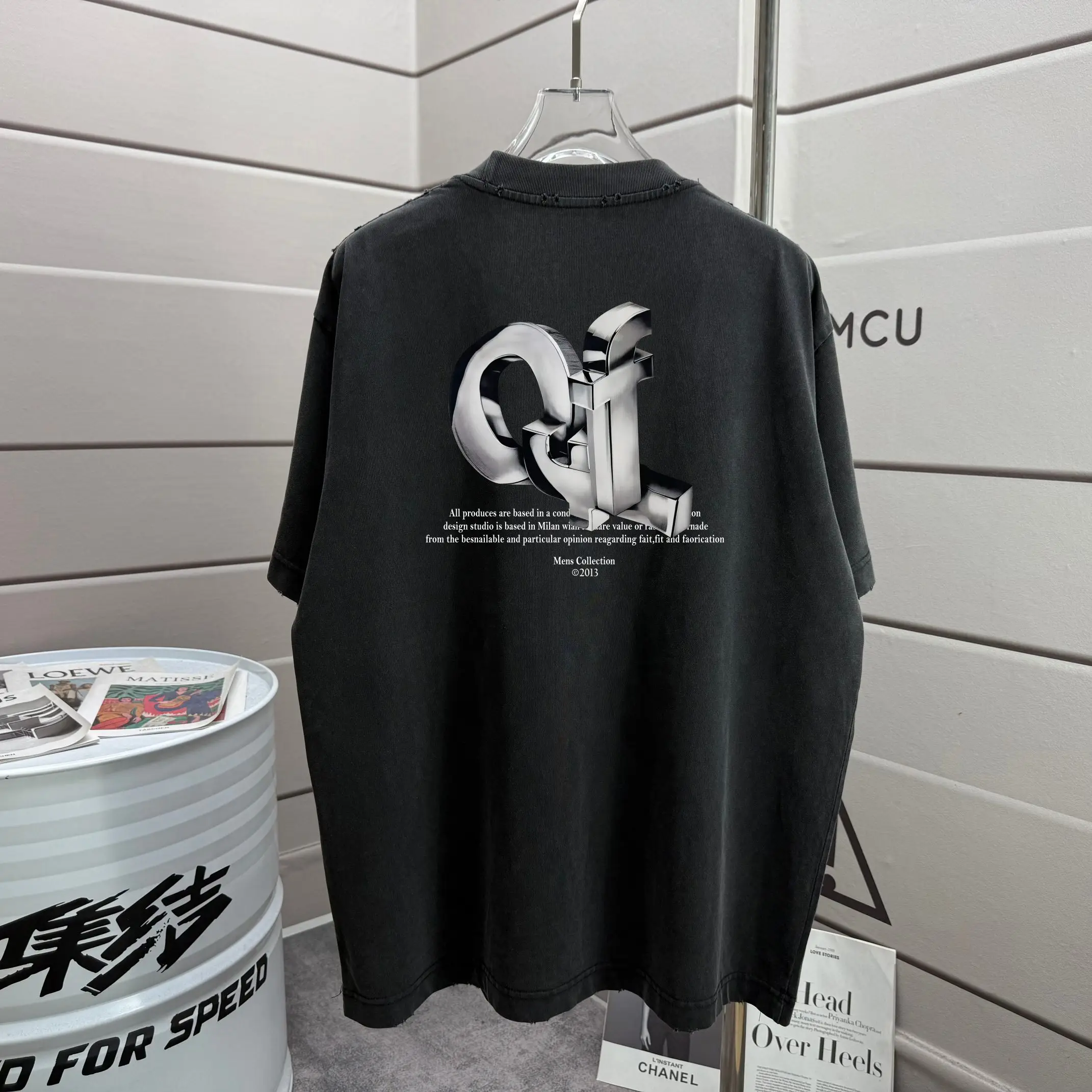 Distressed Logo Graphic T-Shirt D14015563