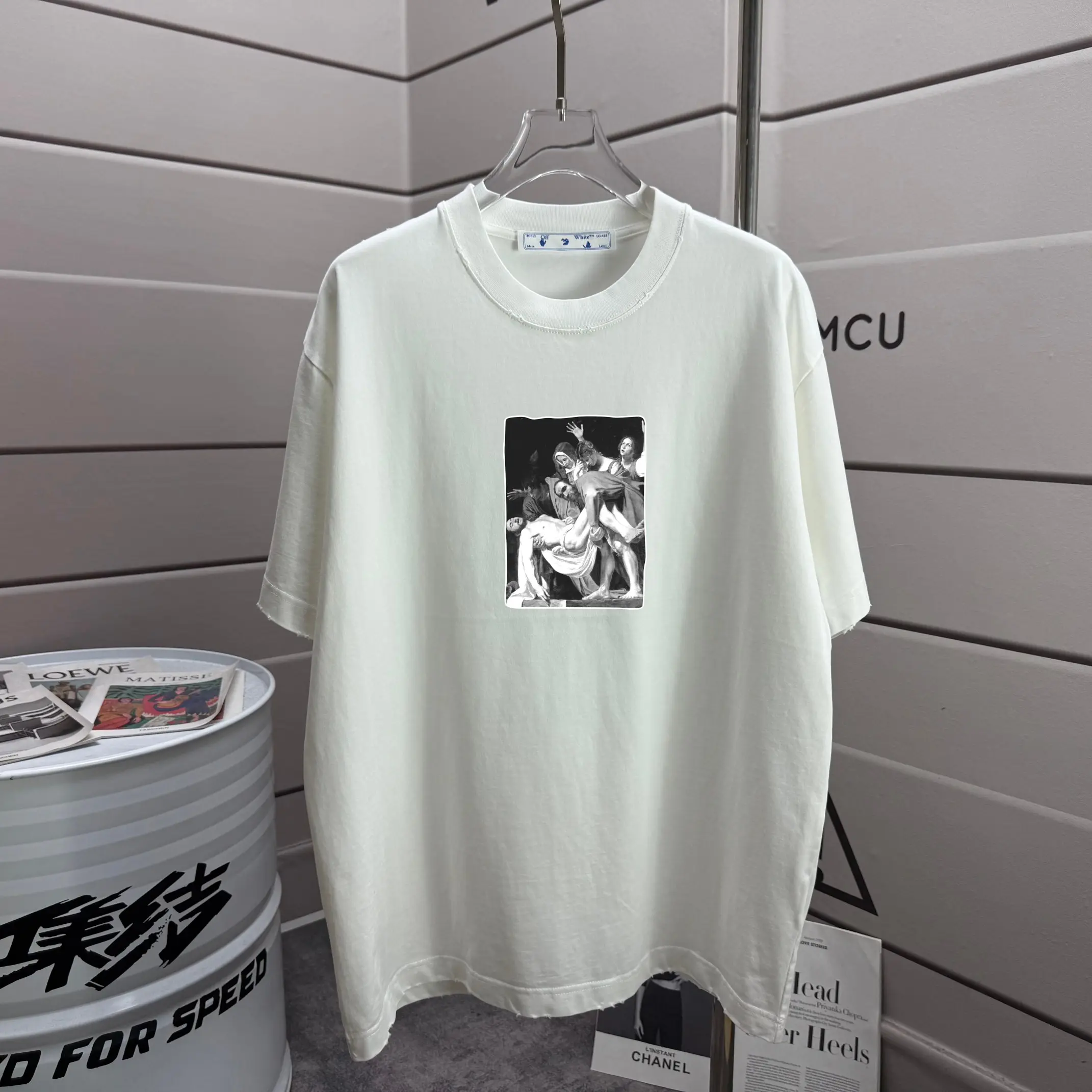 Caravaggio Graphic Print Distressed T-Shirt D14012573 — view 2