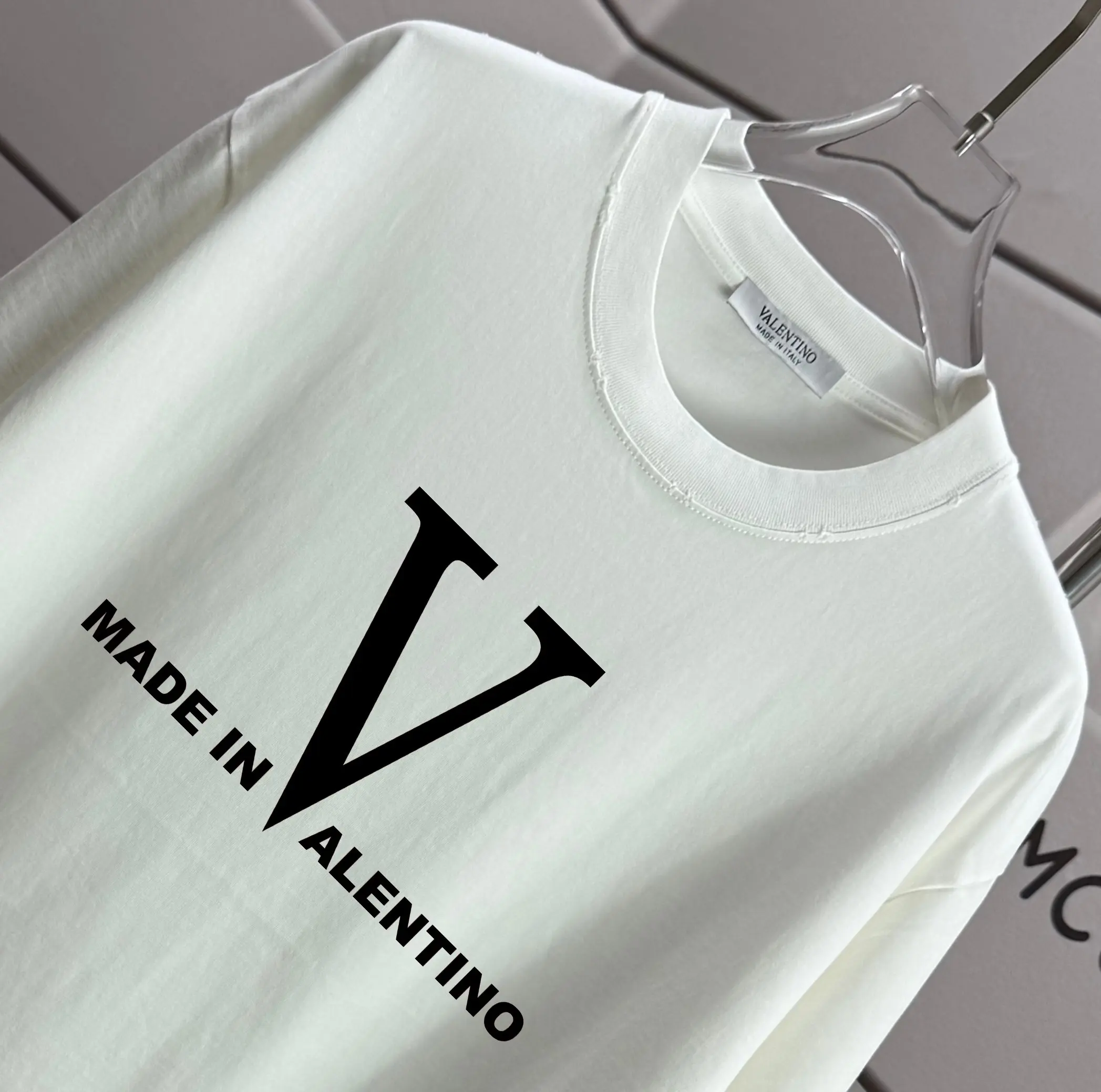 Logo Print Distressed Cotton T-Shirt D14015624 — view 3