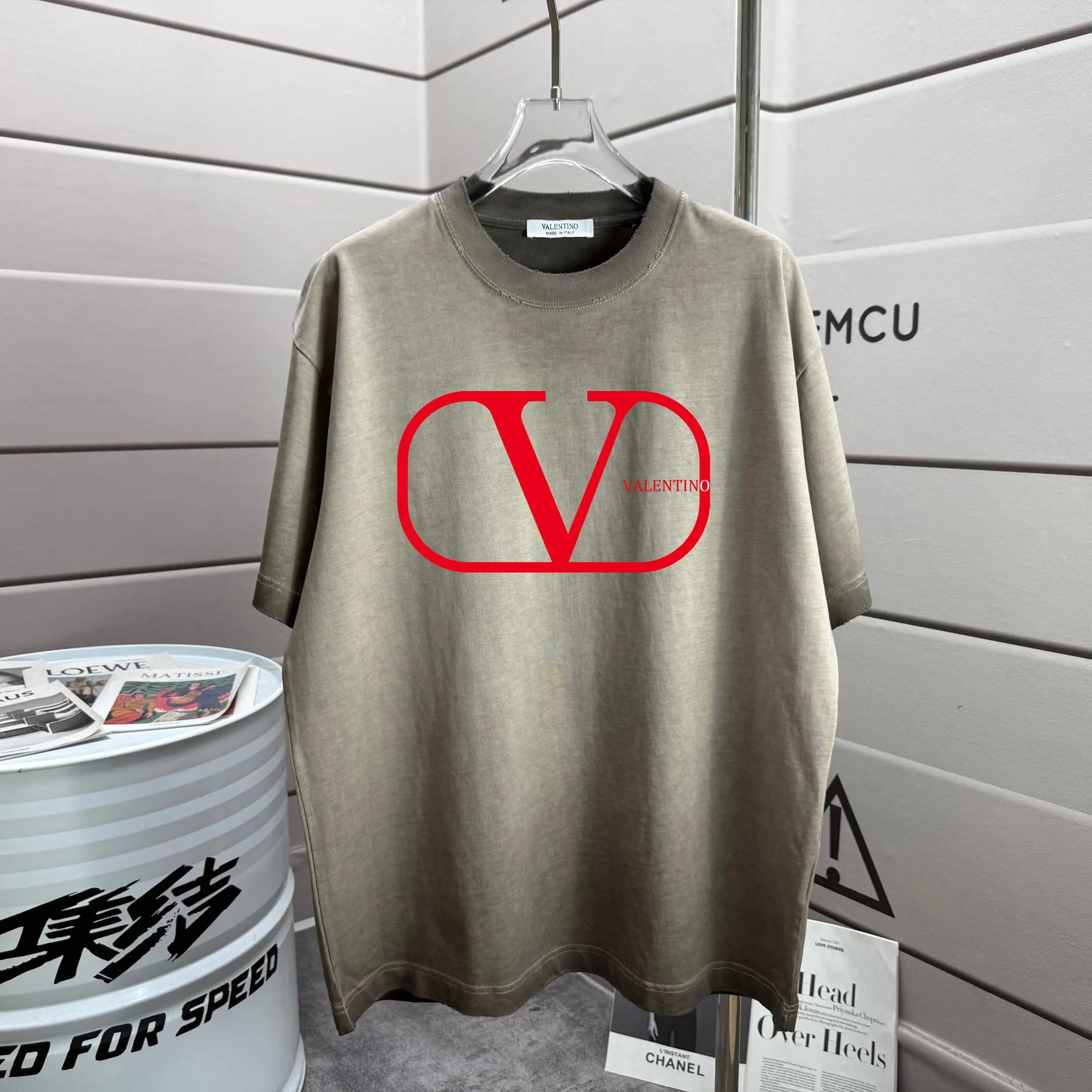 VLogo Signature Distressed Cotton T-Shirt D14015569