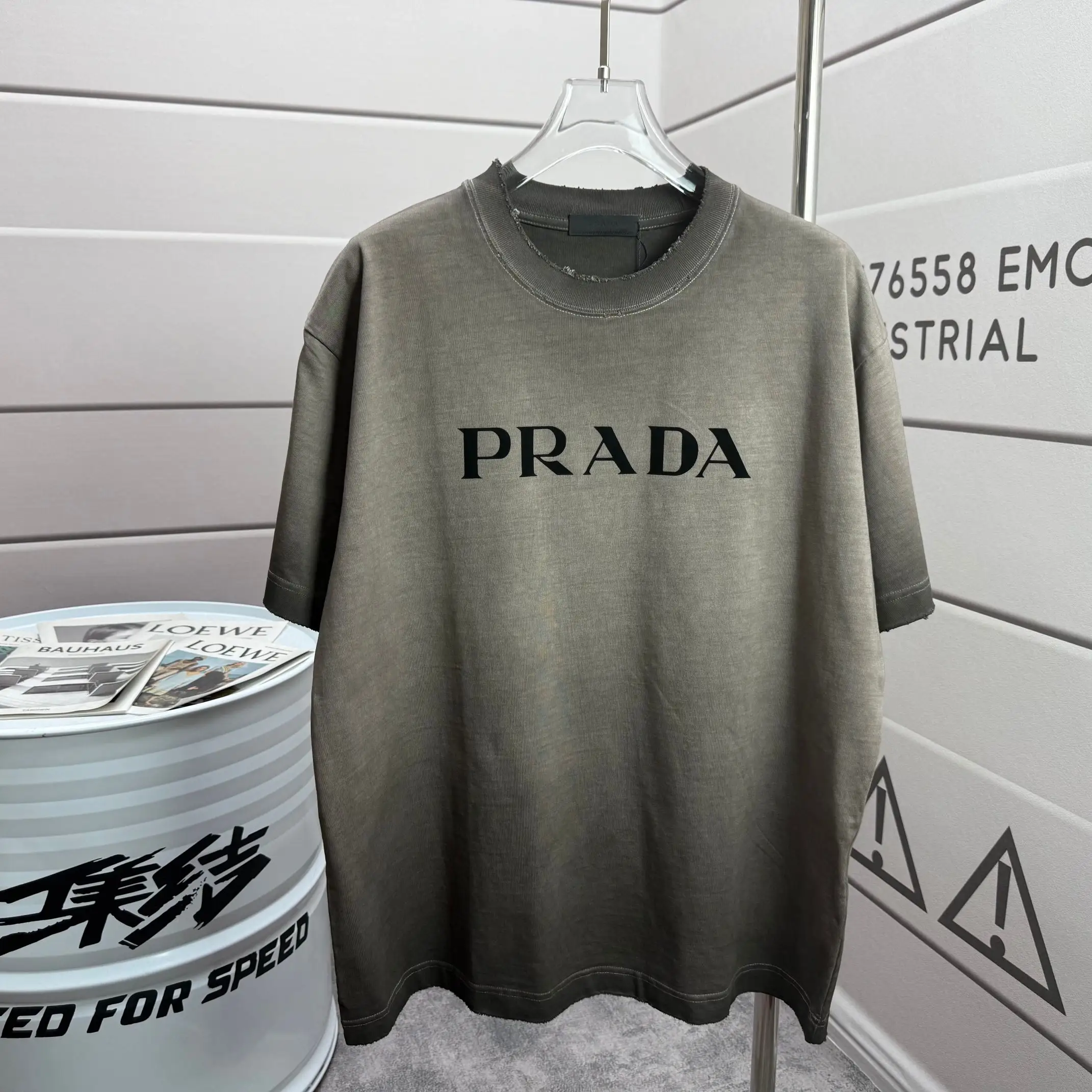 Logo Flocked Distressed Cotton T-Shirt D14512543