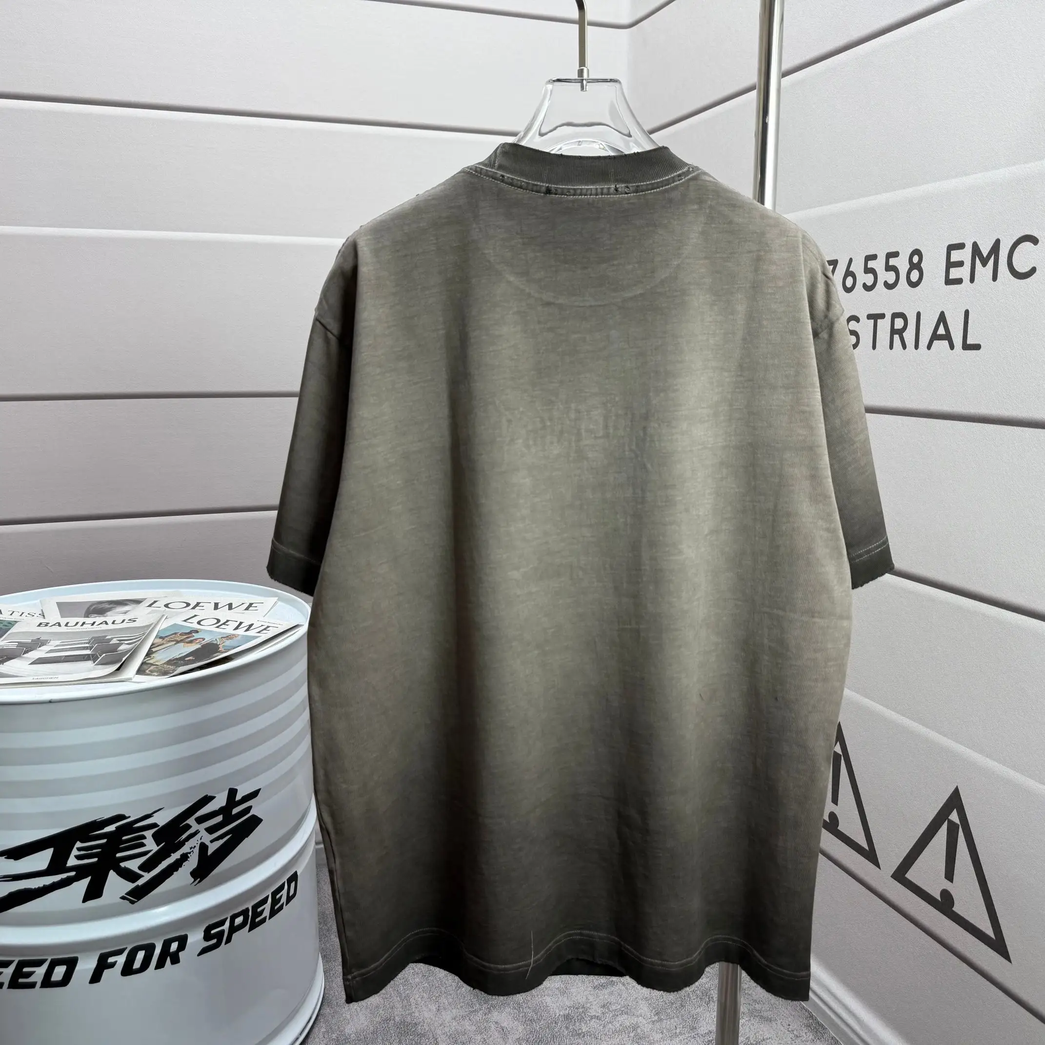 Logo Flocked Distressed Cotton T-Shirt D14512543 — view 2
