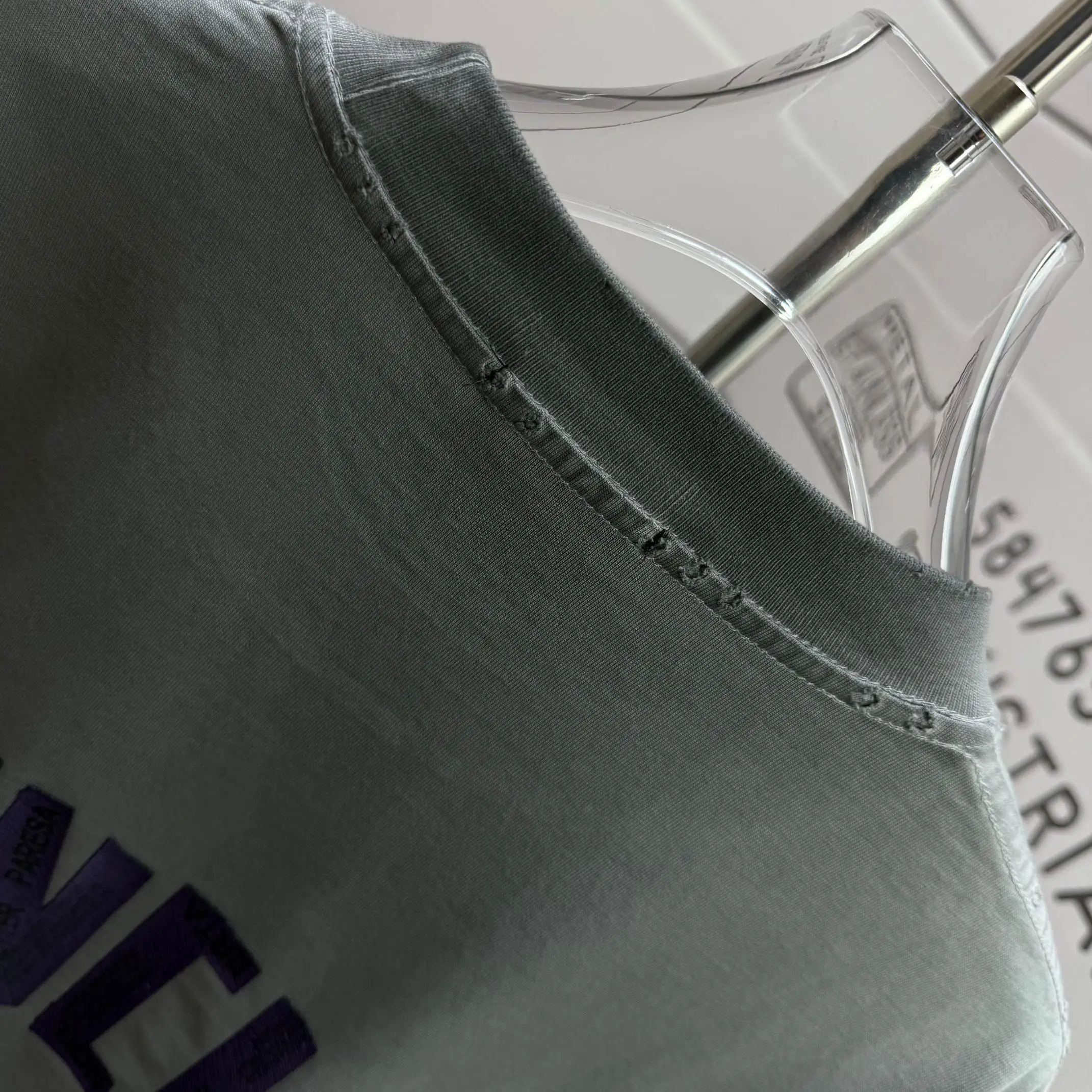 Logo-Appliqué Distressed Cotton T-Shirt D15015544 — view 8