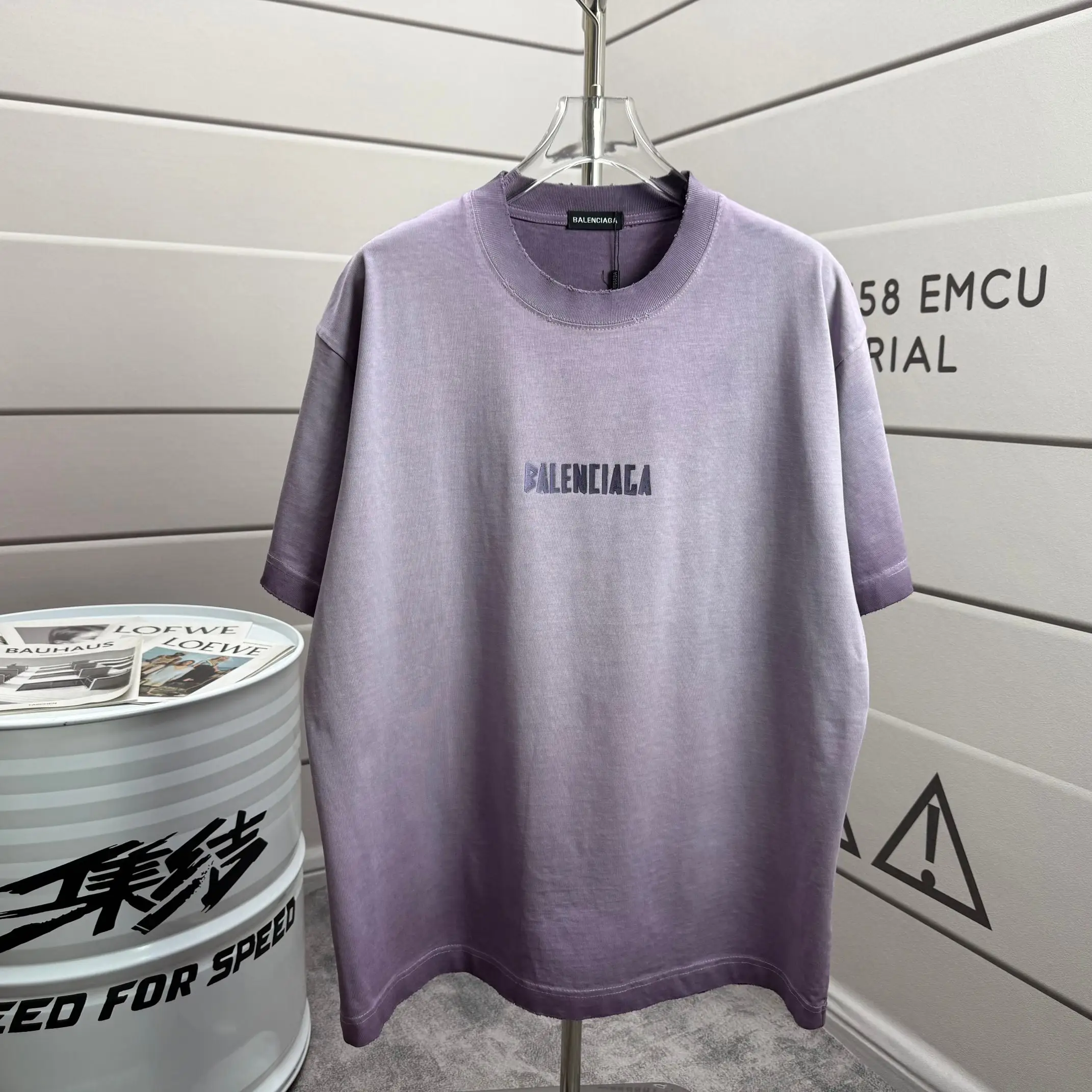 Logo-Appliqué Distressed Cotton T-Shirt D15015545 — view 2