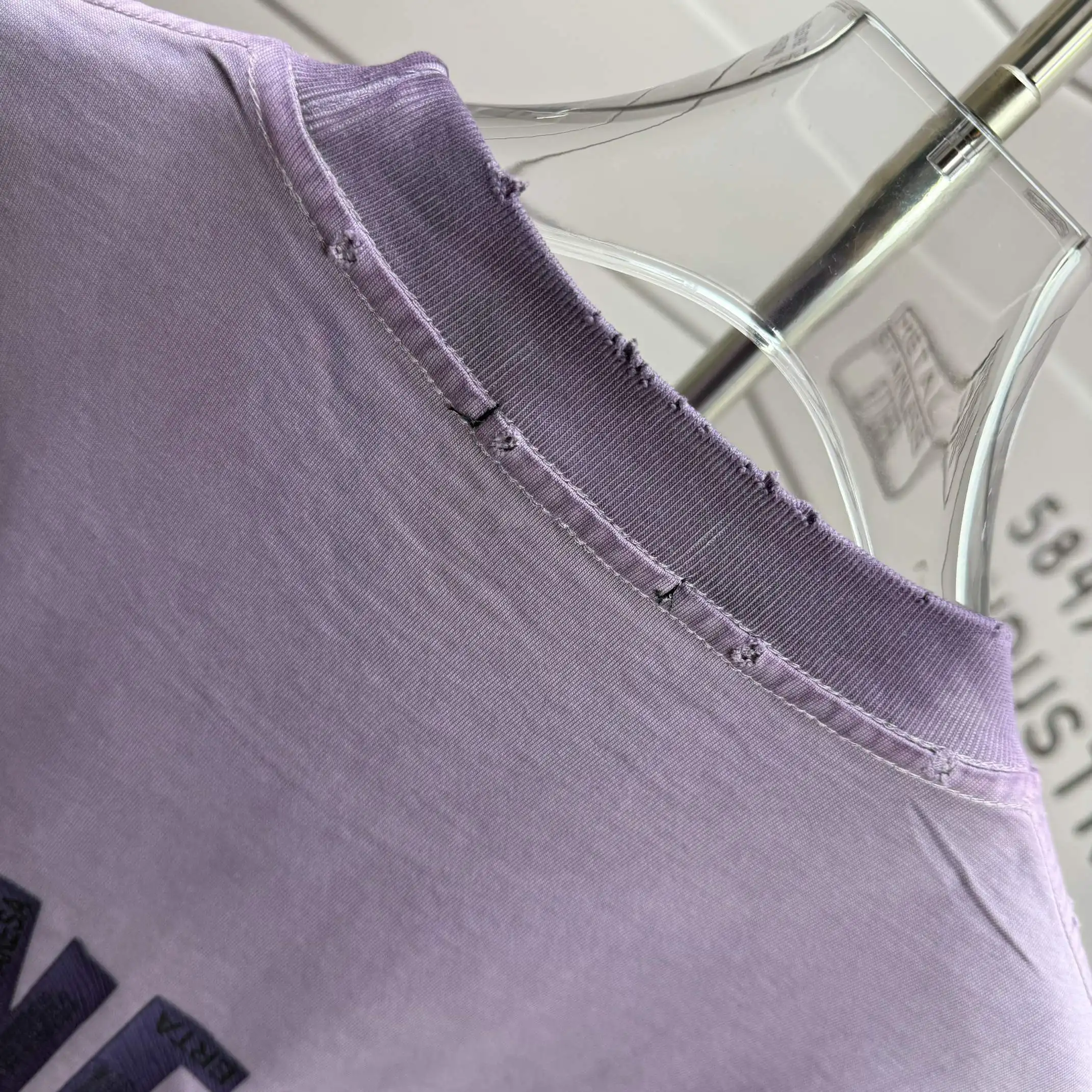 Logo-Appliqué Distressed Cotton T-Shirt D15015545 — view 8