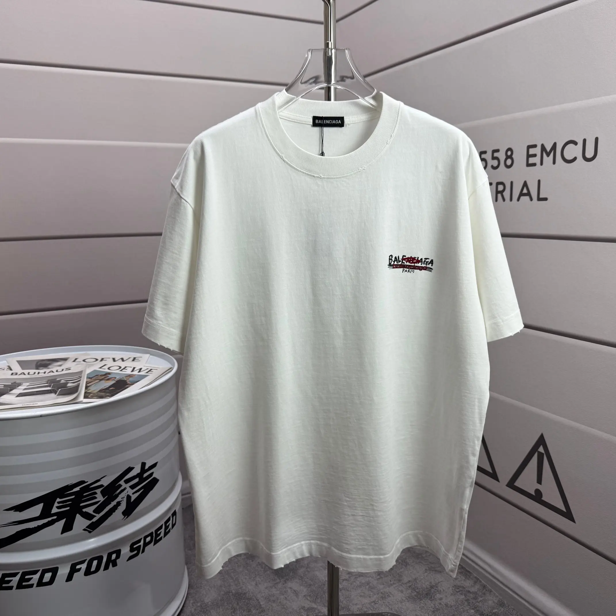 Logo Print Distressed Cotton T-Shirt D15015546 — view 2