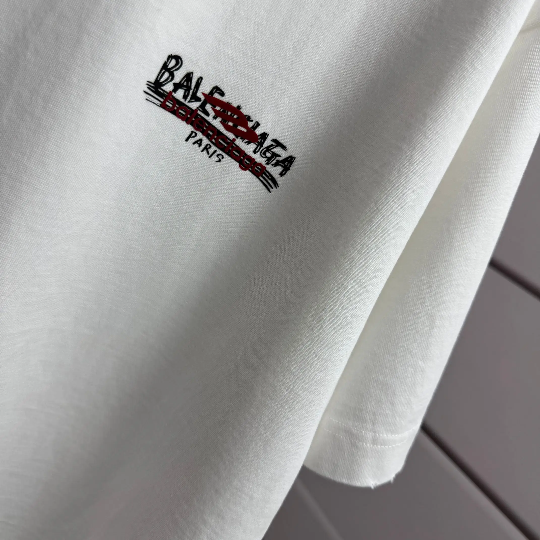 Logo Print Distressed Cotton T-Shirt D15015546 — view 6