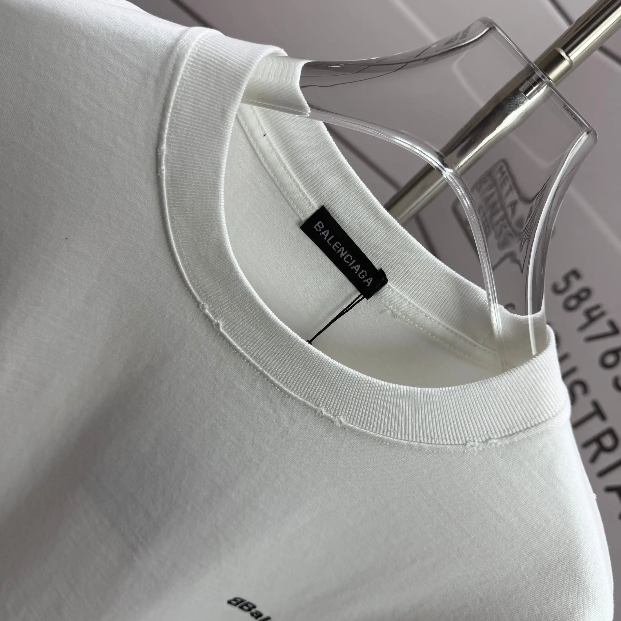Logo Print Distressed Cotton T-Shirt D15015549 — view 3