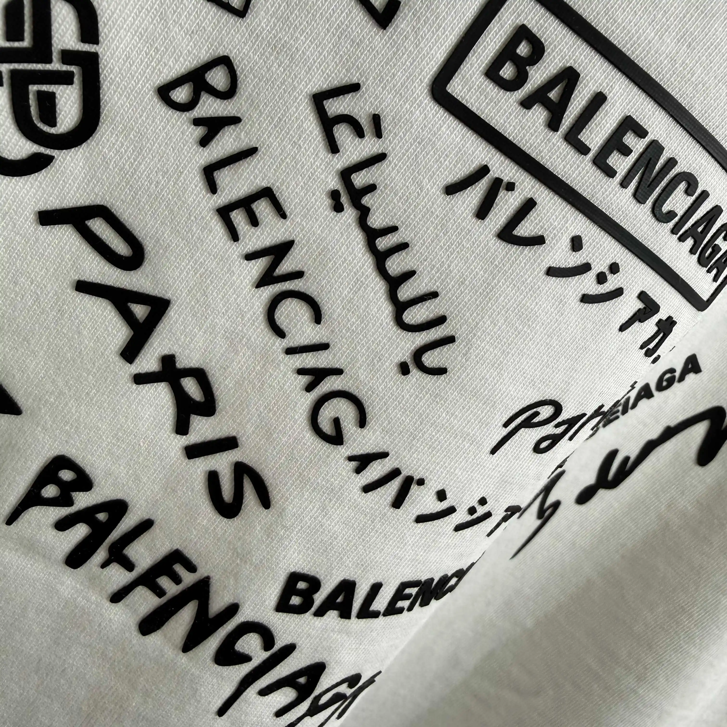 Logo Print Distressed Cotton T-Shirt D15015549 — view 9