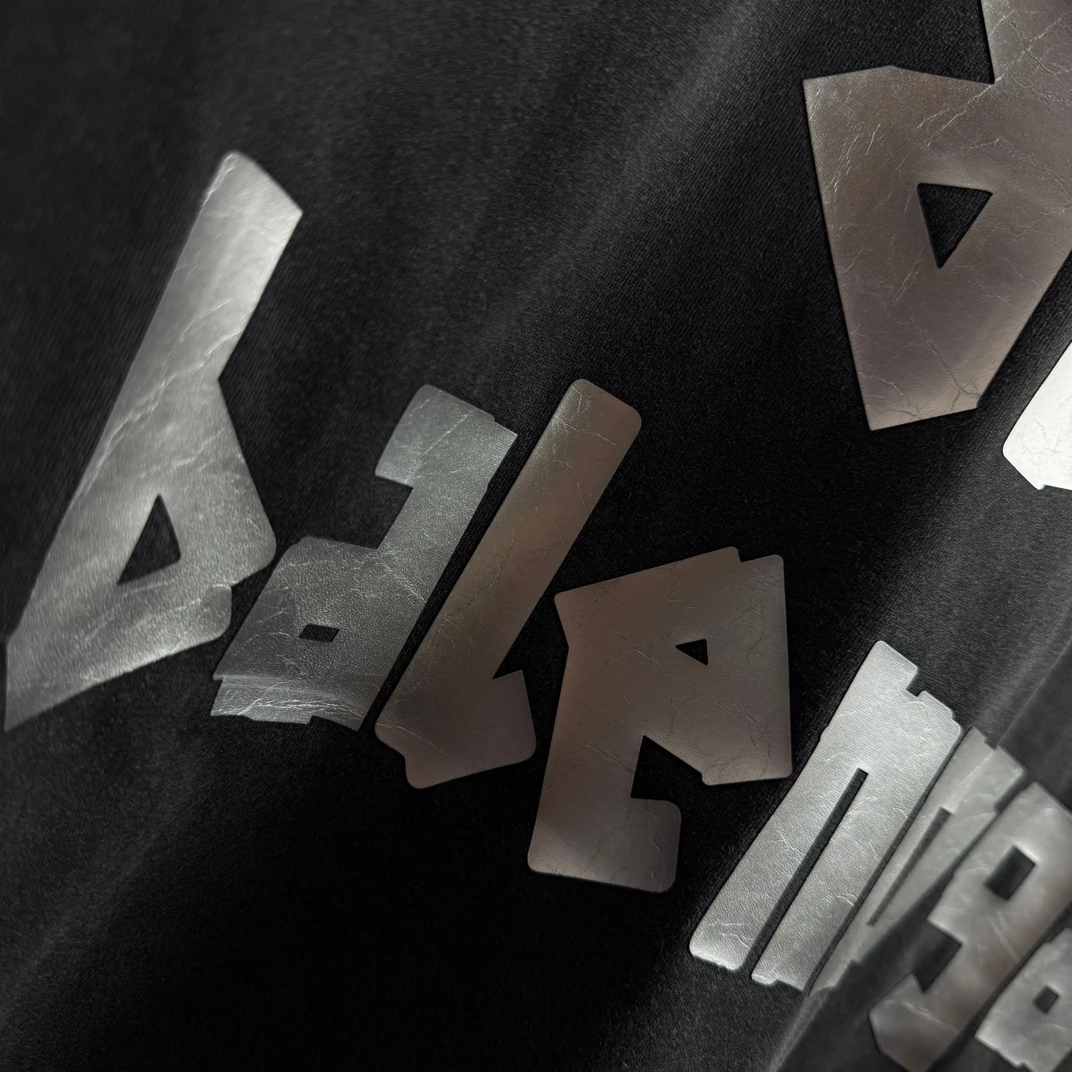 Logo-Print Distressed Washed Cotton T-Shirt D15015553 — view 7