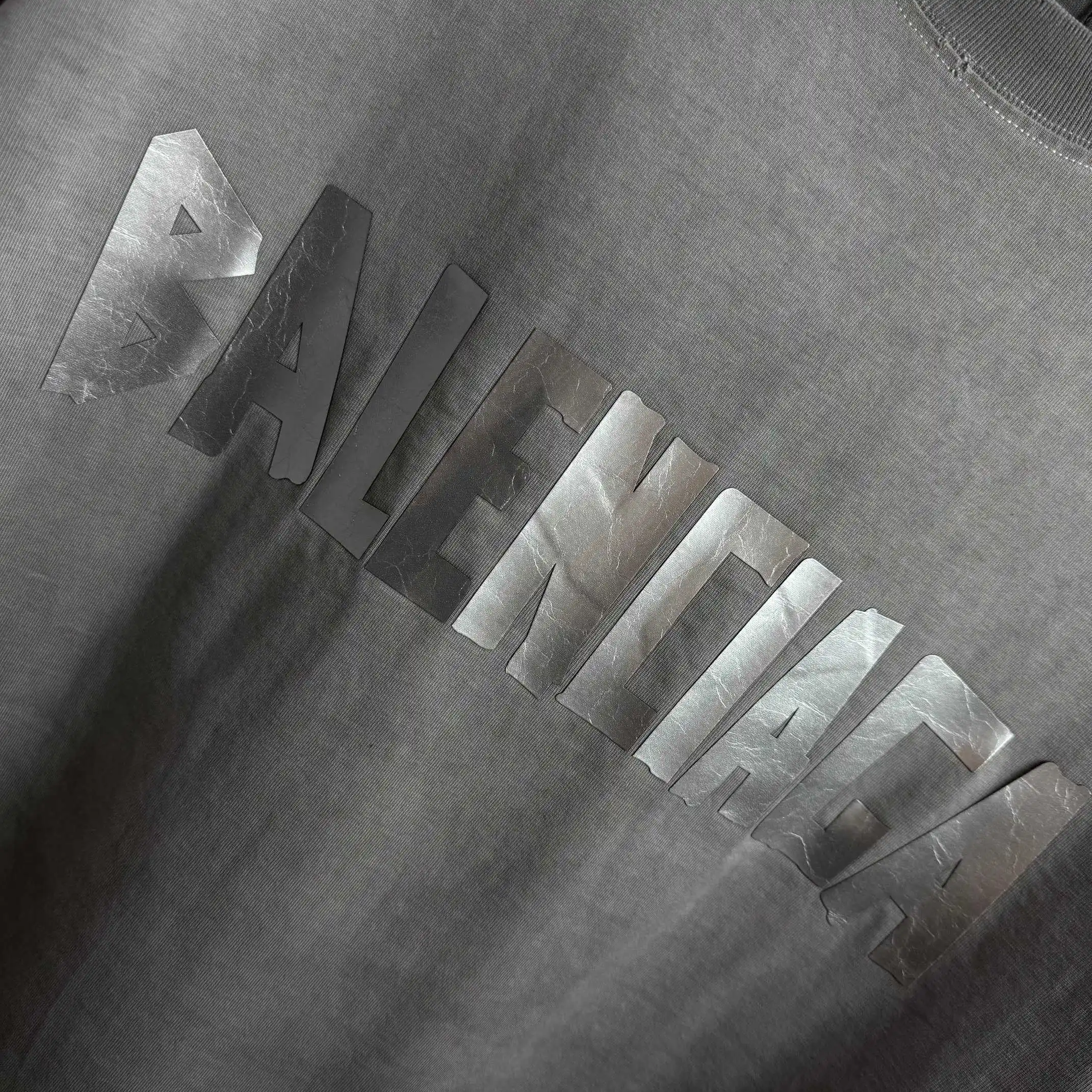 Logo-Print Distressed Washed Cotton T-Shirt D15015554 — view 5