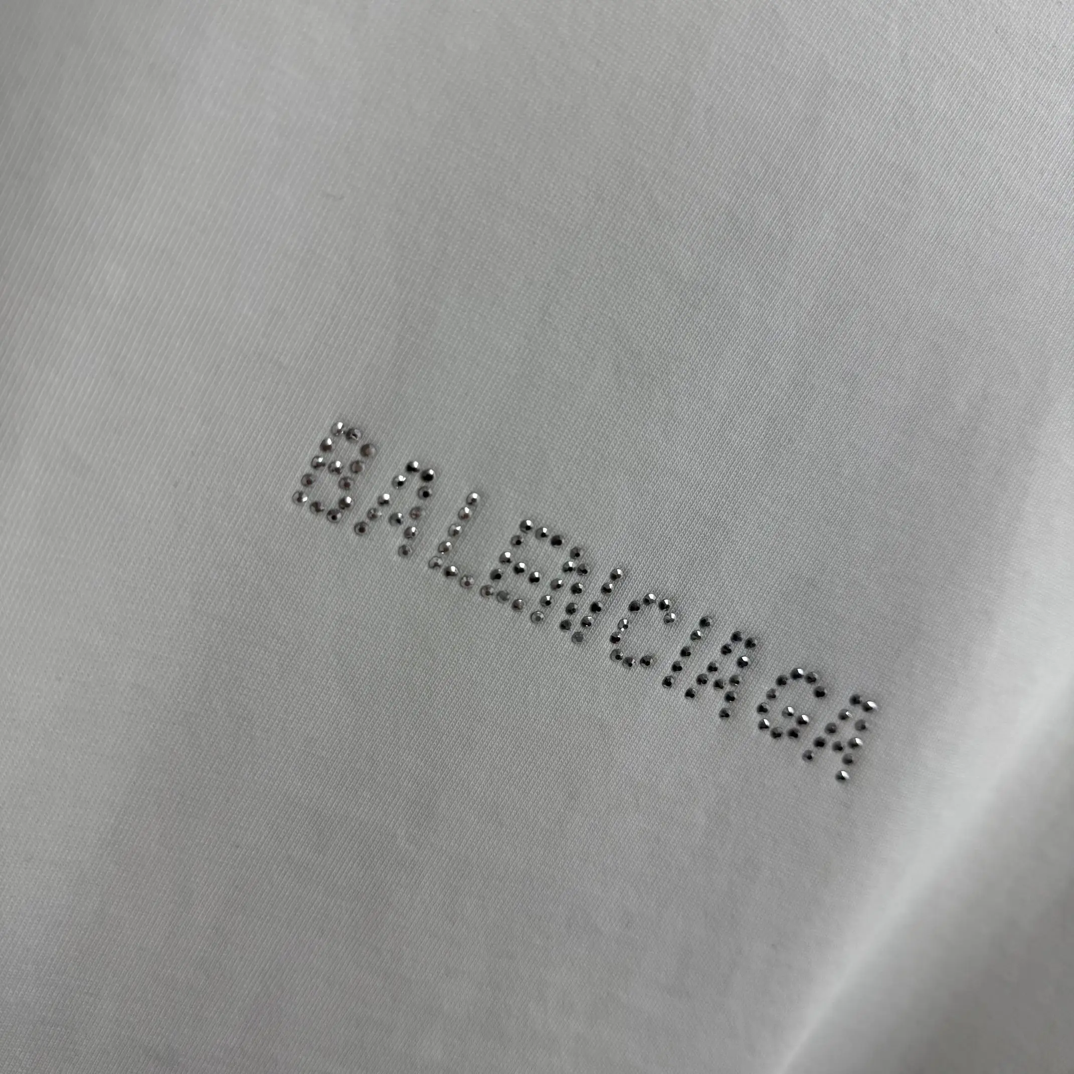 Distressed Rhinestone Logo Oversized T-Shirt D15015512 — view 5