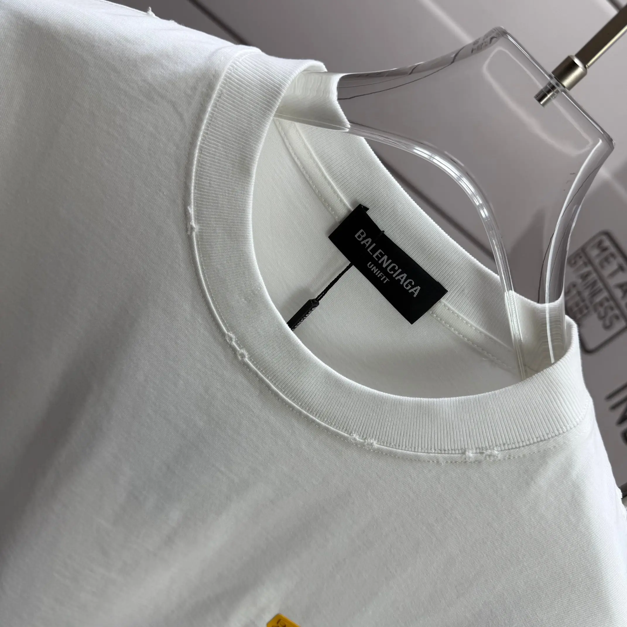 Logo Graphic Distressed Cotton T-Shirt D15012526 — view 3