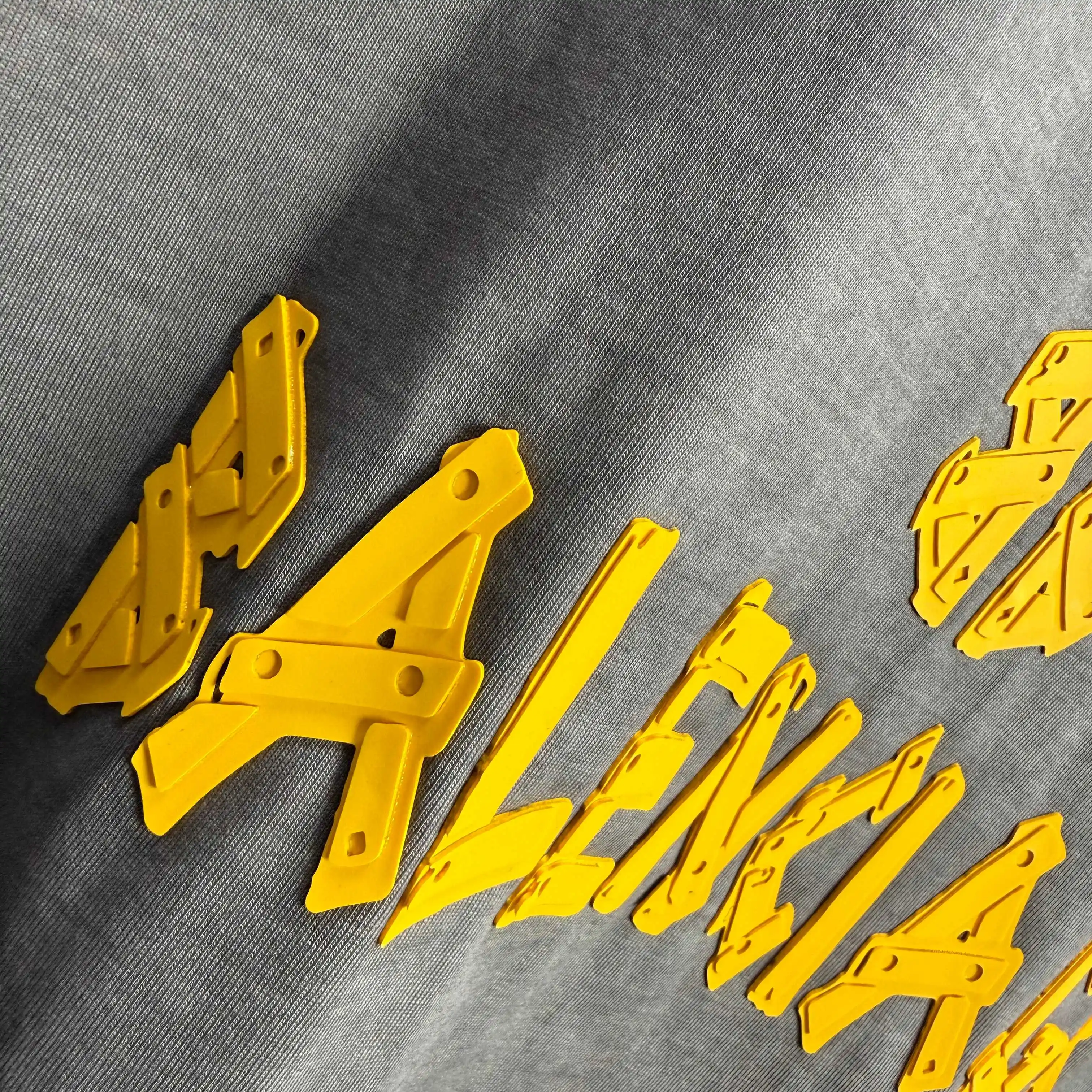 Distressed Logo-Appliqué Cotton T-Shirt D15012529 — view 7