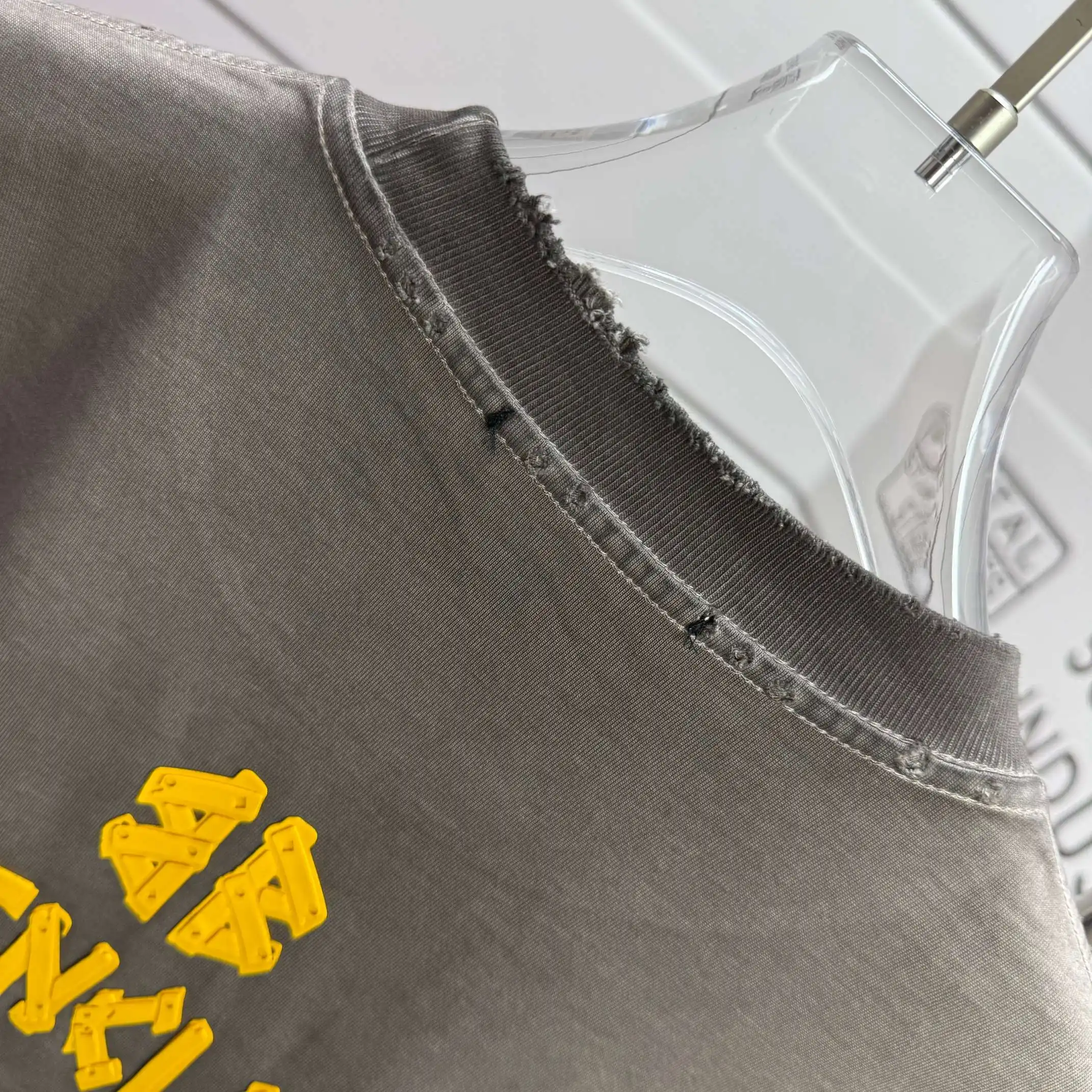 Distressed Logo-Appliqué Cotton T-Shirt D15012529 — view 8