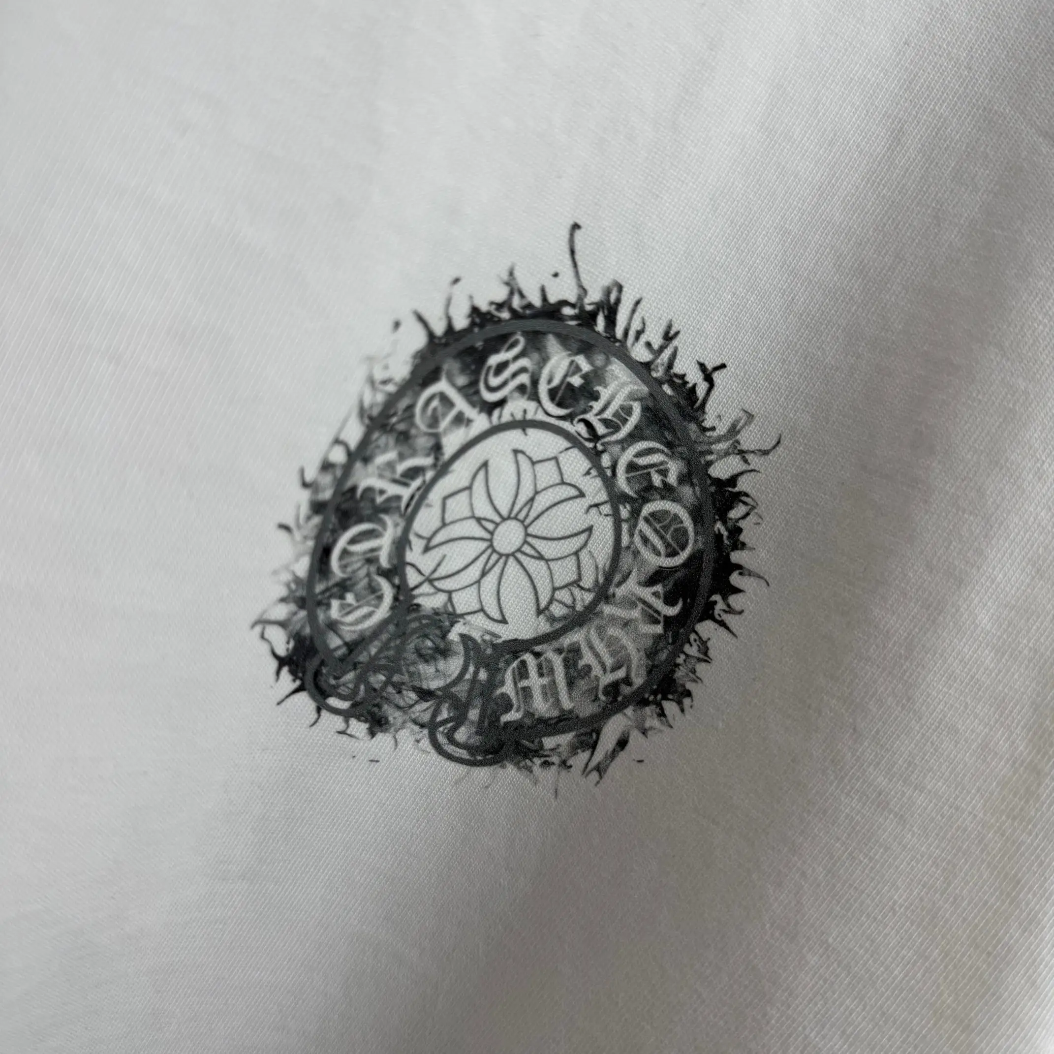 Distressed Graphic Print Cotton T-Shirt D15015525 — view 5