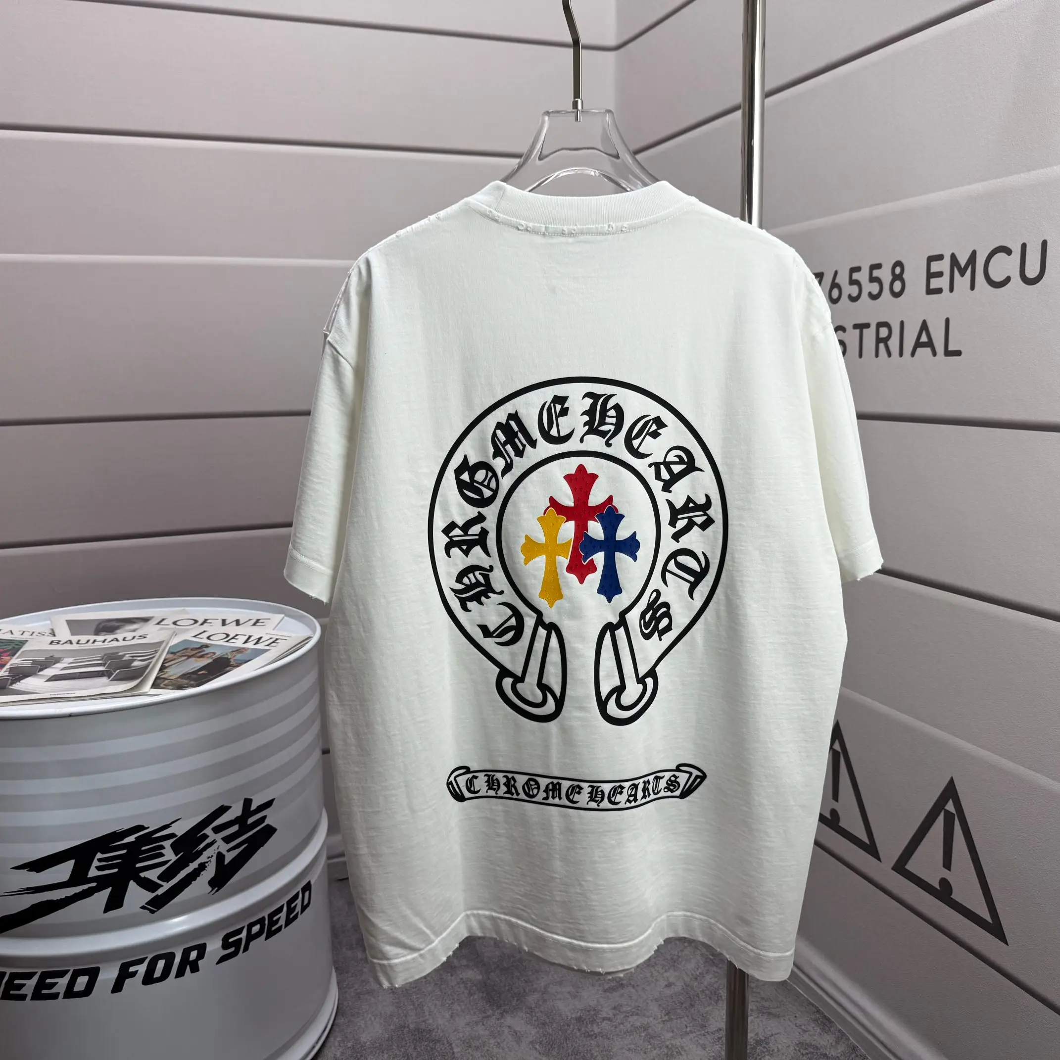 Logo Graphic Distressed Cotton T-Shirt D15015523