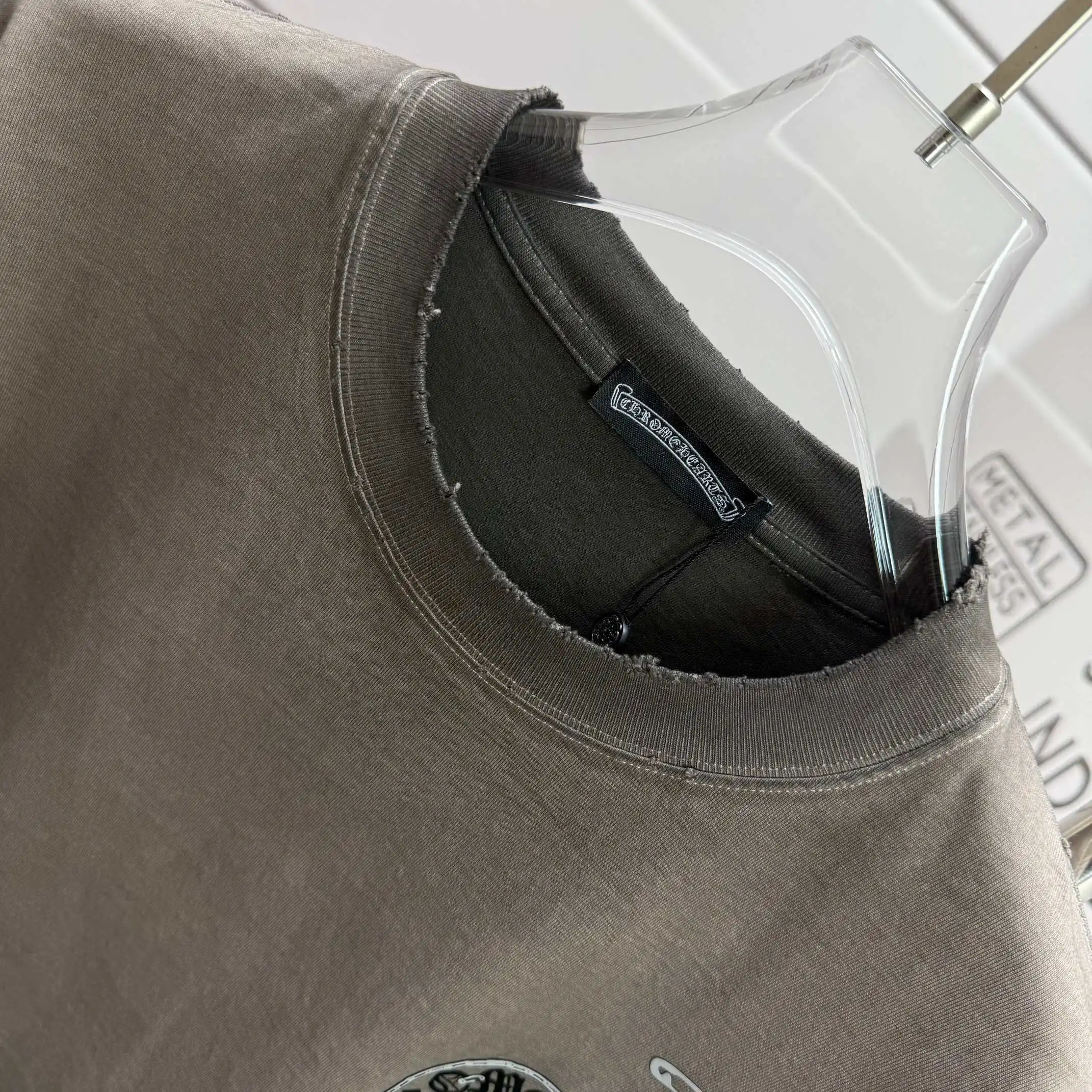 Distressed Logo Print Cotton T-Shirt D15012521 — view 3