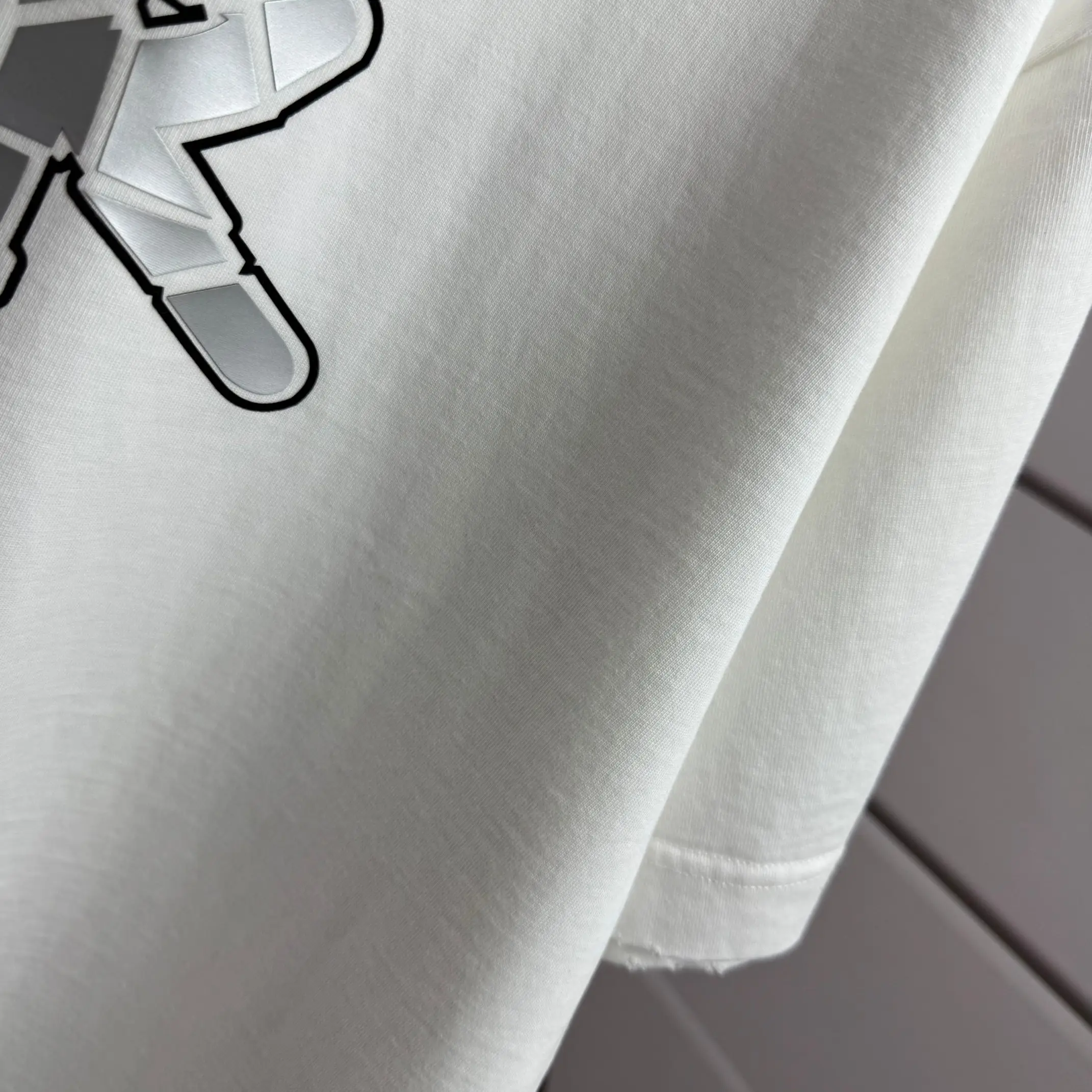 Distressed Logo Graphic T-Shirt D15015555 — view 6