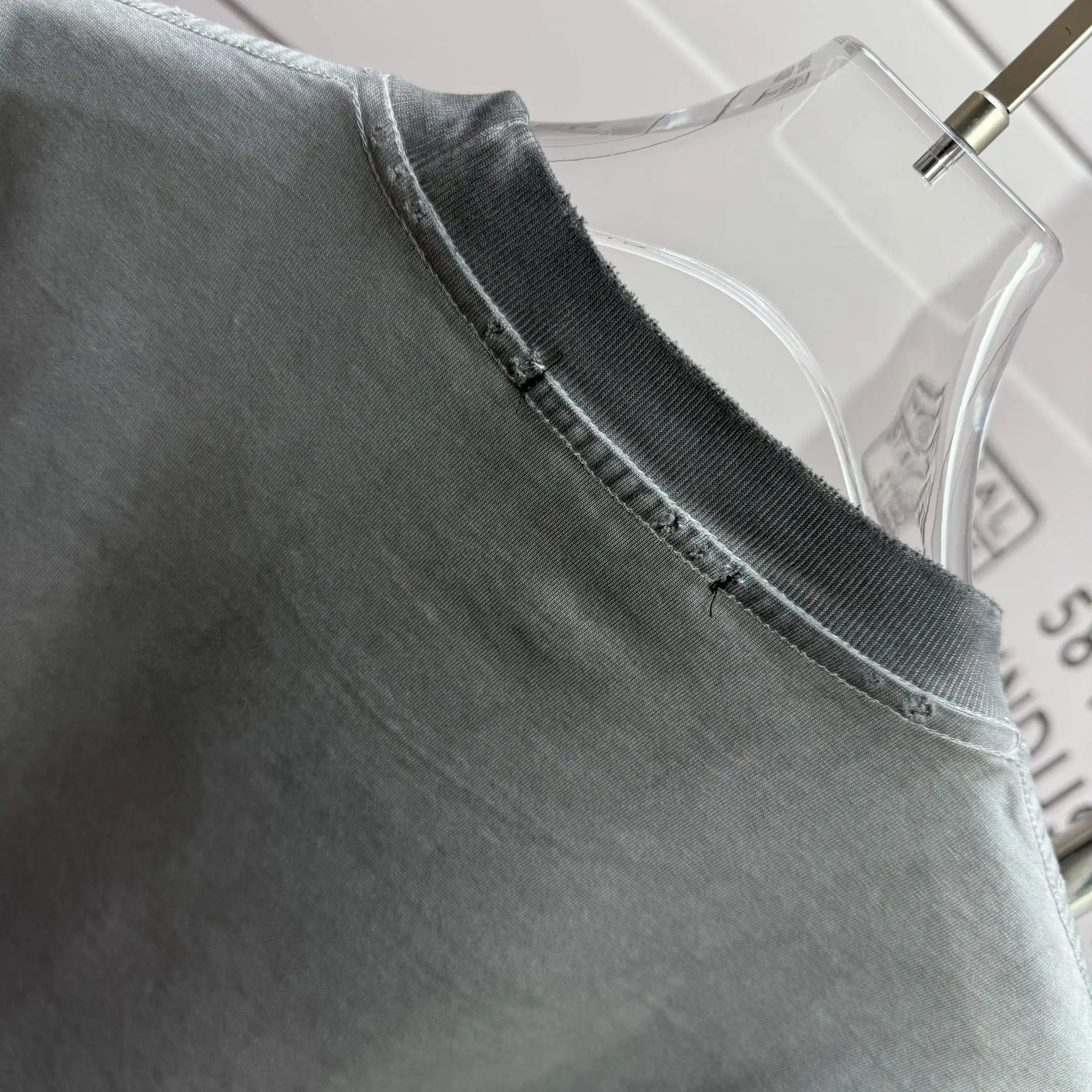 MM6 Maison Margiela Distressed Logo T-Shirt D15015510 — view 8