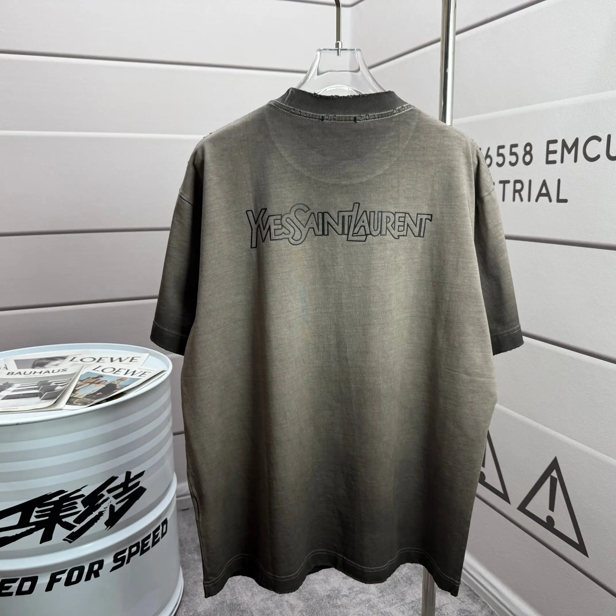 Logo Print Distressed Cotton T-Shirt D15012533