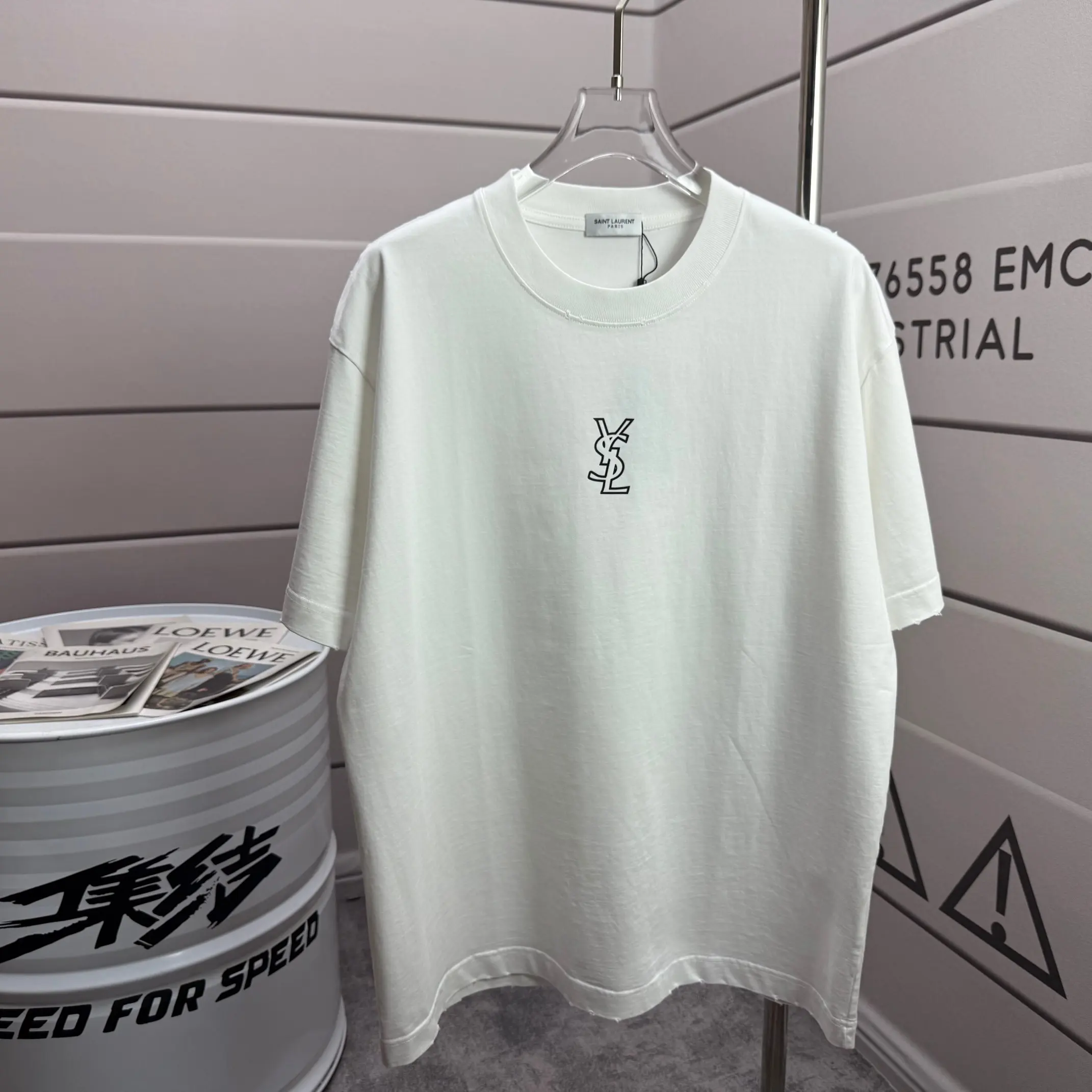 Logo Print Distressed Cotton T-Shirt D15012530 — view 2