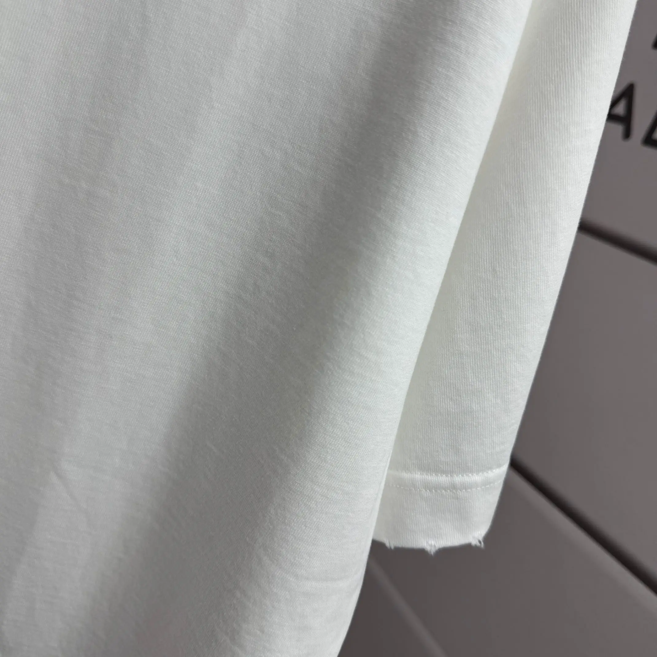 Logo Print Distressed Cotton T-Shirt D15012530 — view 6