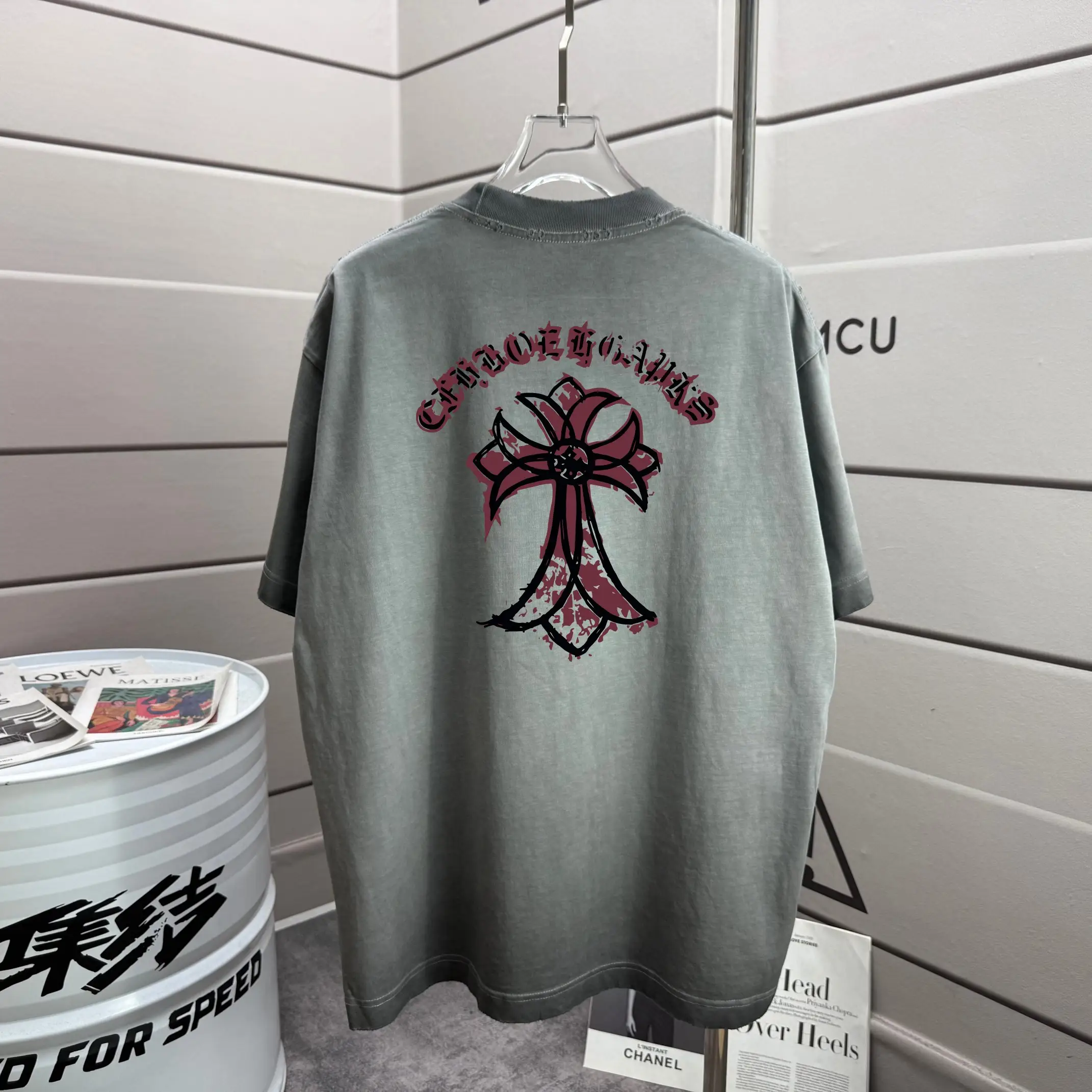 Distressed Logo Graphic T-Shirt D16013274