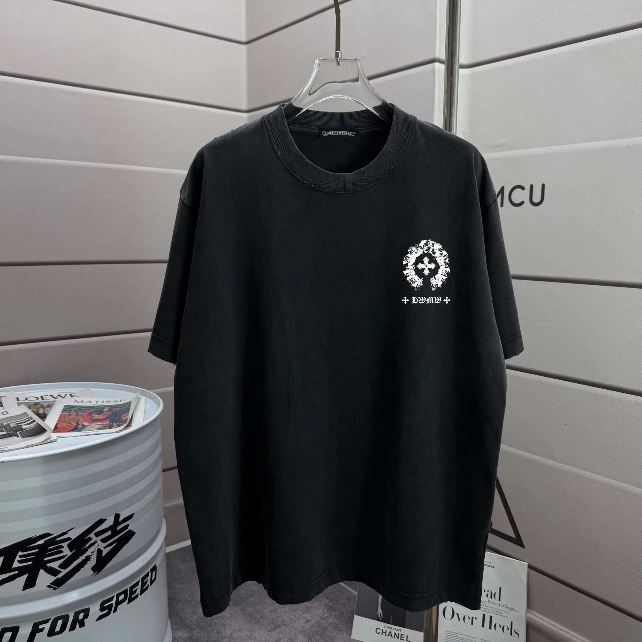 Distressed Washed Cotton Graphic T-Shirt D16013277 — view 2