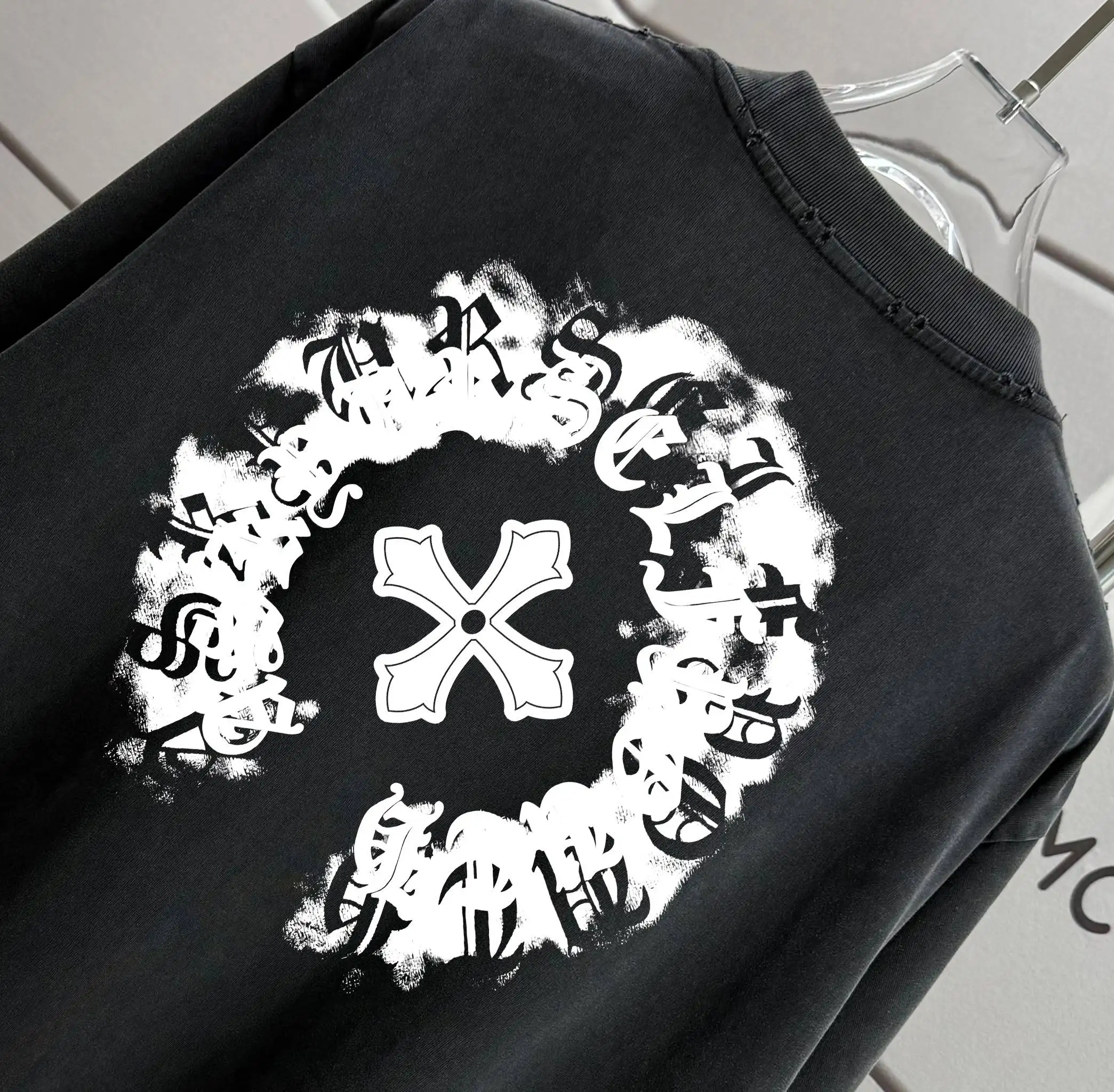 Distressed Washed Cotton Graphic T-Shirt D16013277 — view 3