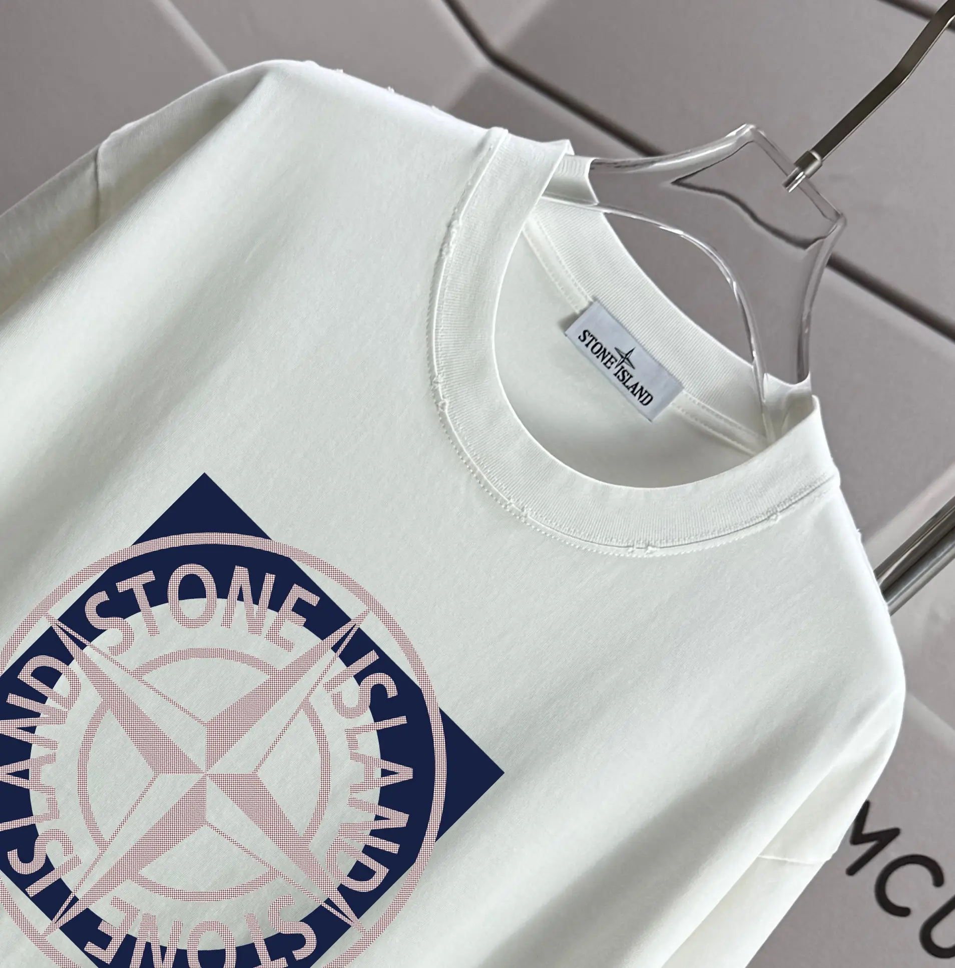 Compass Logo Graphic Cotton T-Shirt D16013303 — view 3
