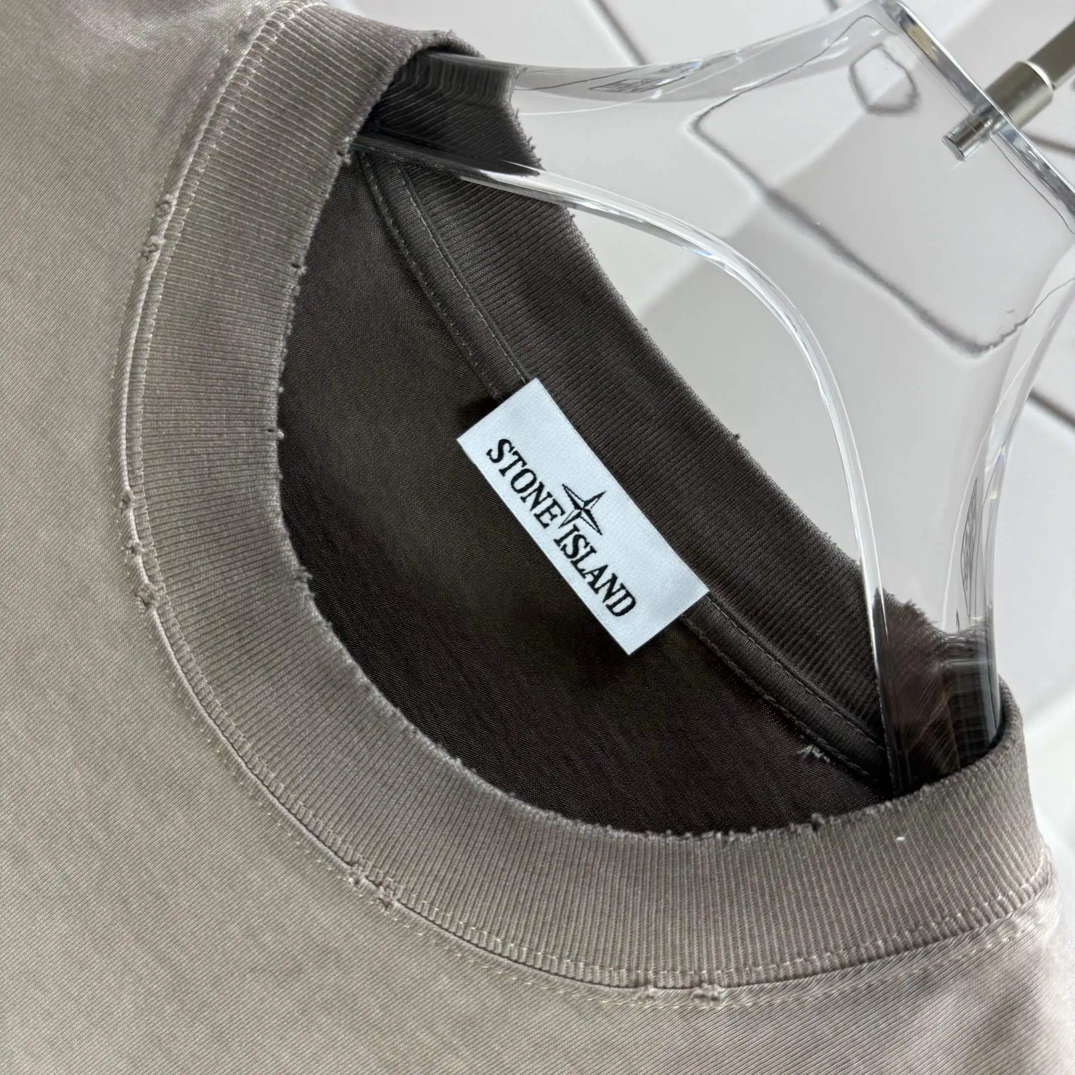 Logo Print Distressed Cotton T-Shirt D16013291 — view 5