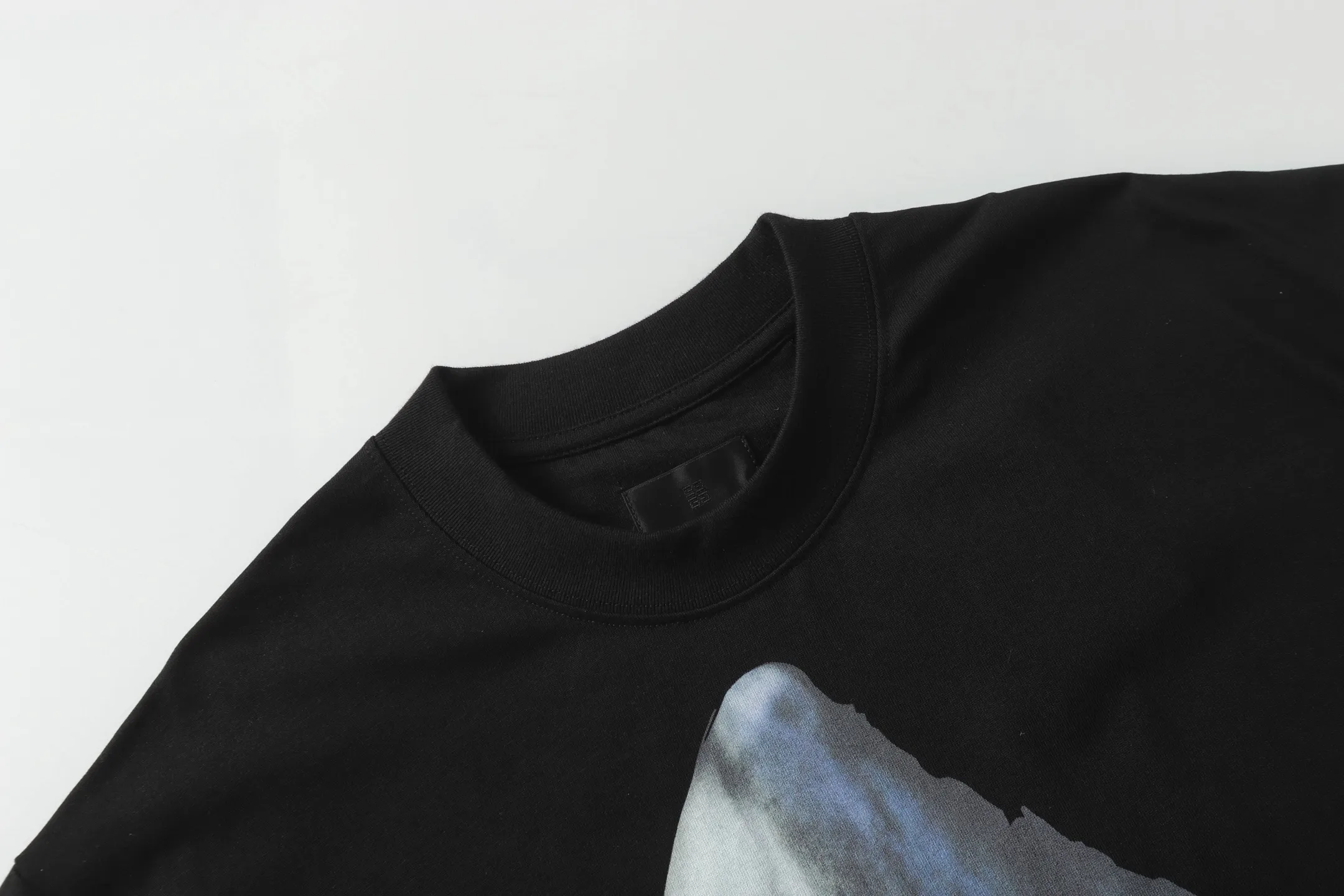 Shark Print Oversized Cotton T-Shirt D6014118 — view 4