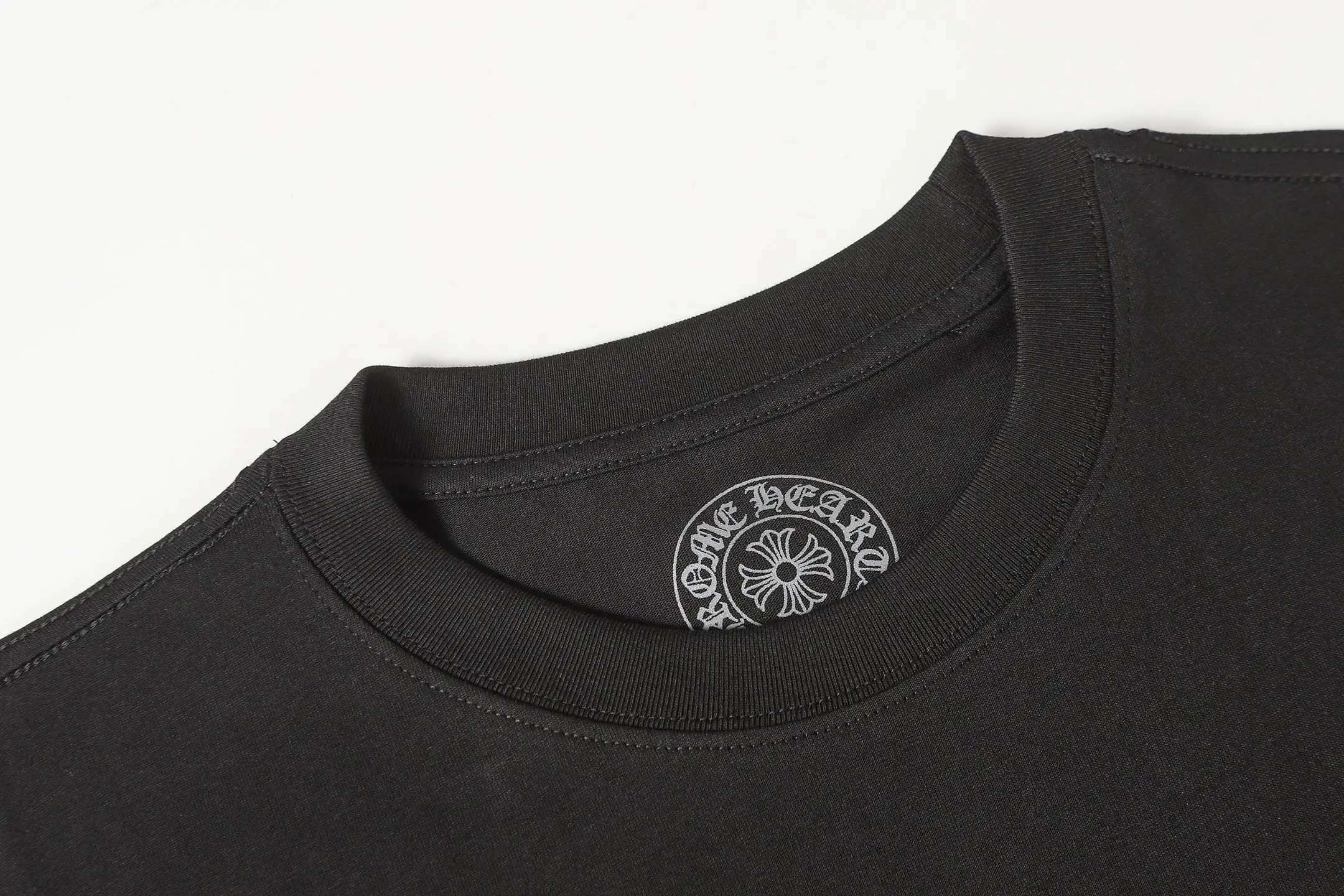 Chrome Hearts Multi-Cross Graphic Pocket T-Shirt D10013921 — view 4