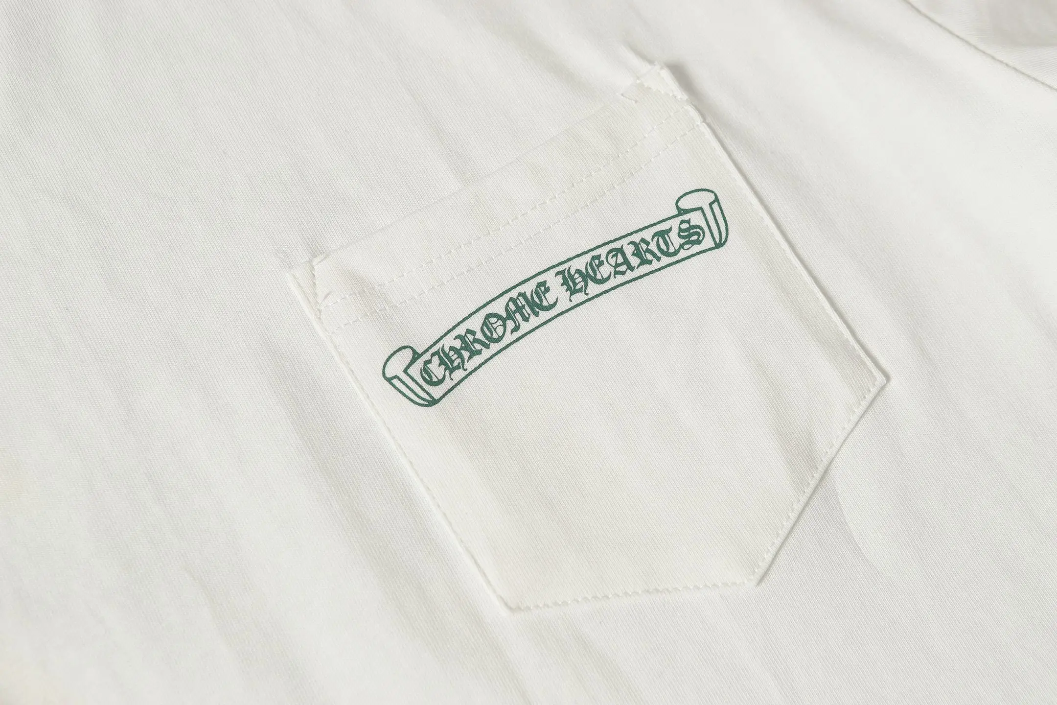 Cross Print Pocket T-Shirt D10013920 — view 6
