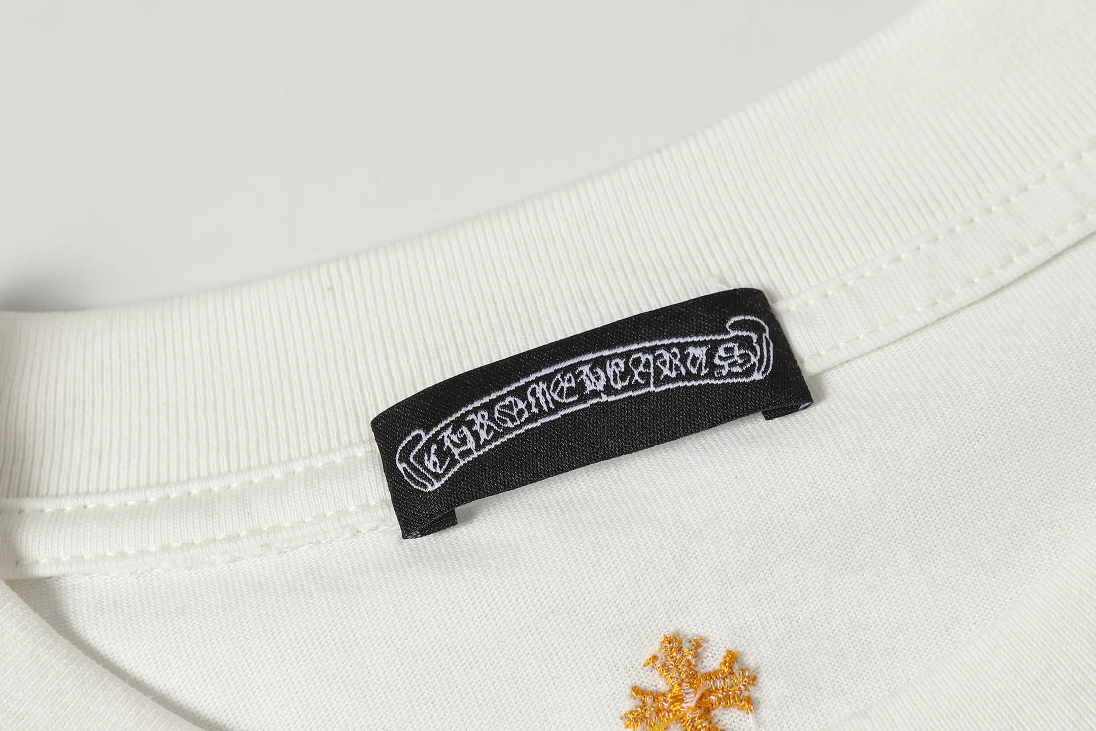 Embroidered Cross Logo Cotton T-Shirt D10013930 — view 4