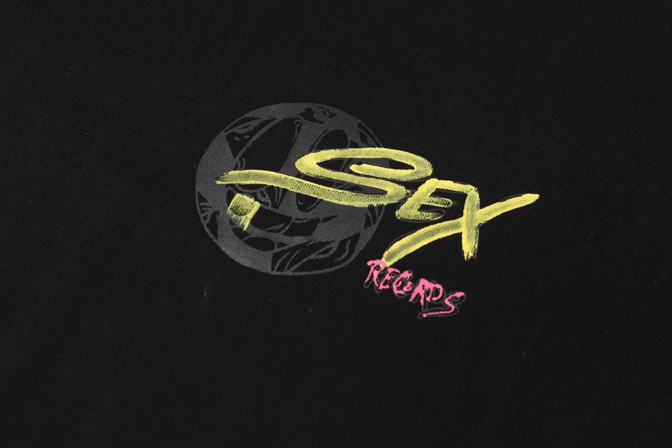 Sex Records Hand-Painted Cross T-Shirt D10514032 — view 7