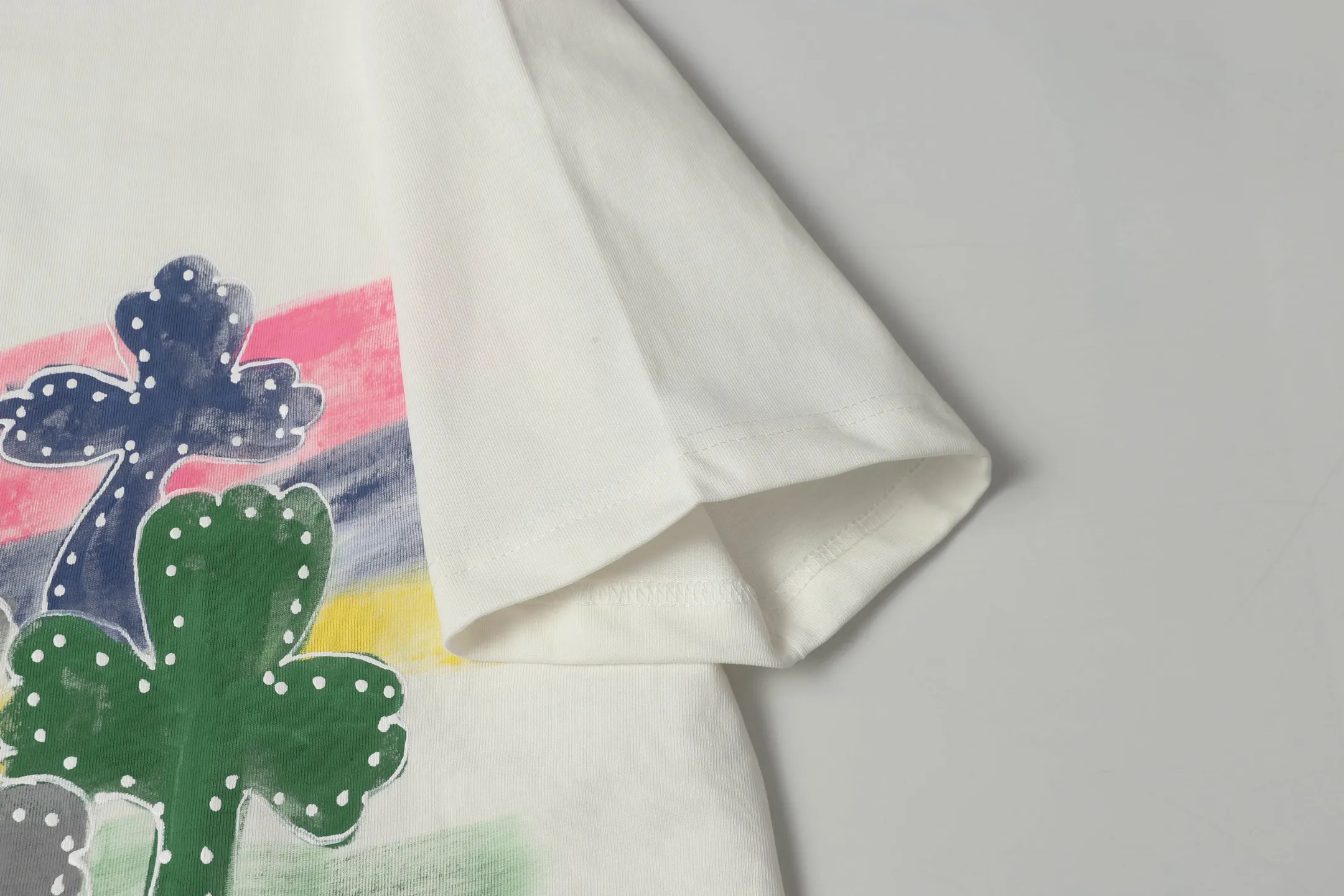 Rainbow Cross Graphic Cotton T-Shirt D10514039 — view 7