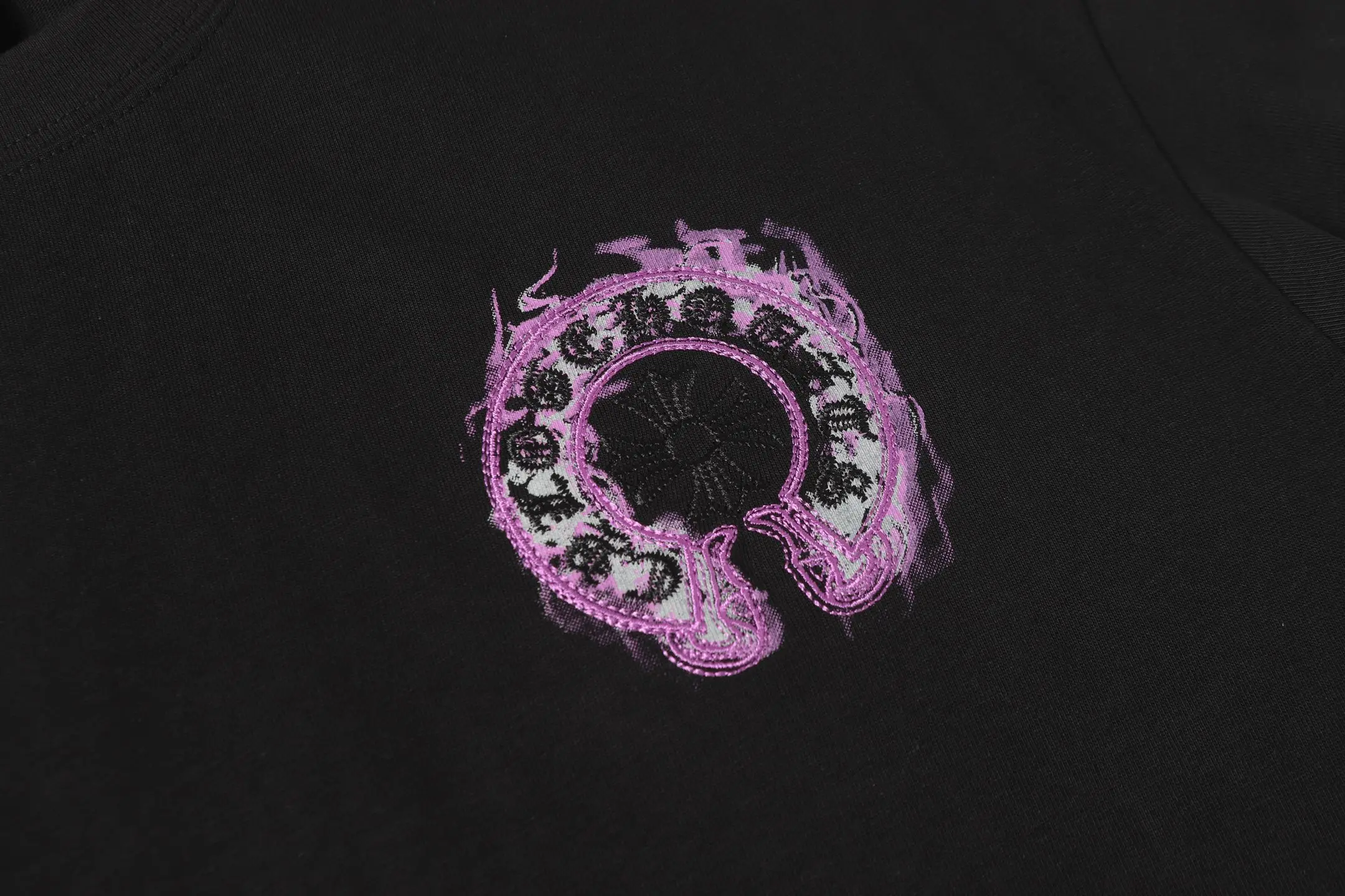Embroidered Horseshoe Logo Cotton T-Shirt D10514049 — view 4