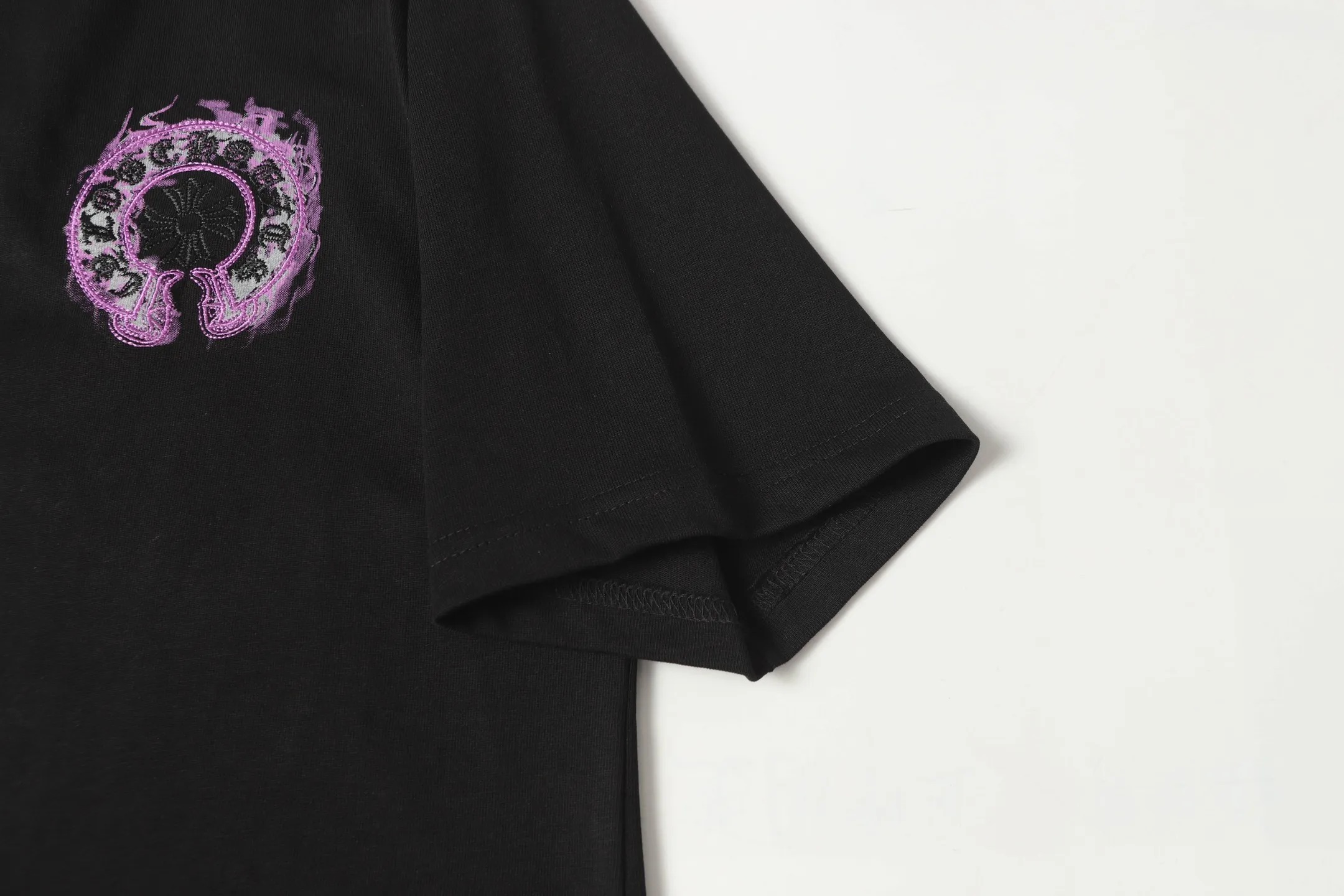 Embroidered Horseshoe Logo Cotton T-Shirt D10514049 — view 5