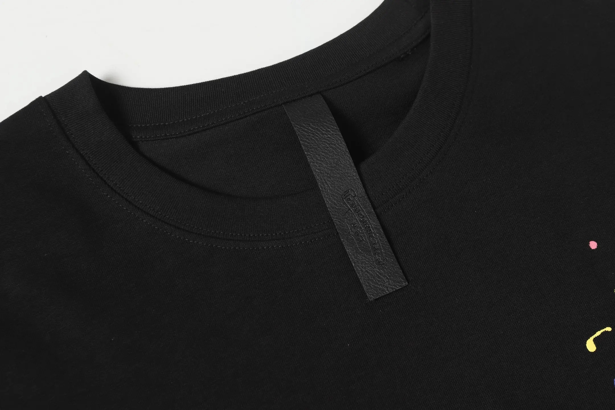 Hand-Painted Cross Print Cotton T-Shirt D10514042 — view 3